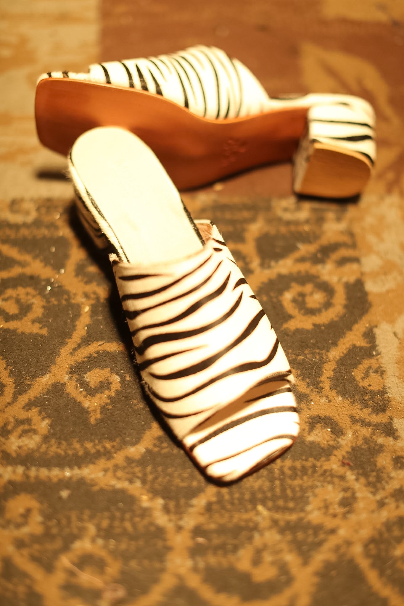 Mules 12 - BANGKOK TAILOR CLOTHING STORE - HANDMADE CLOTHING