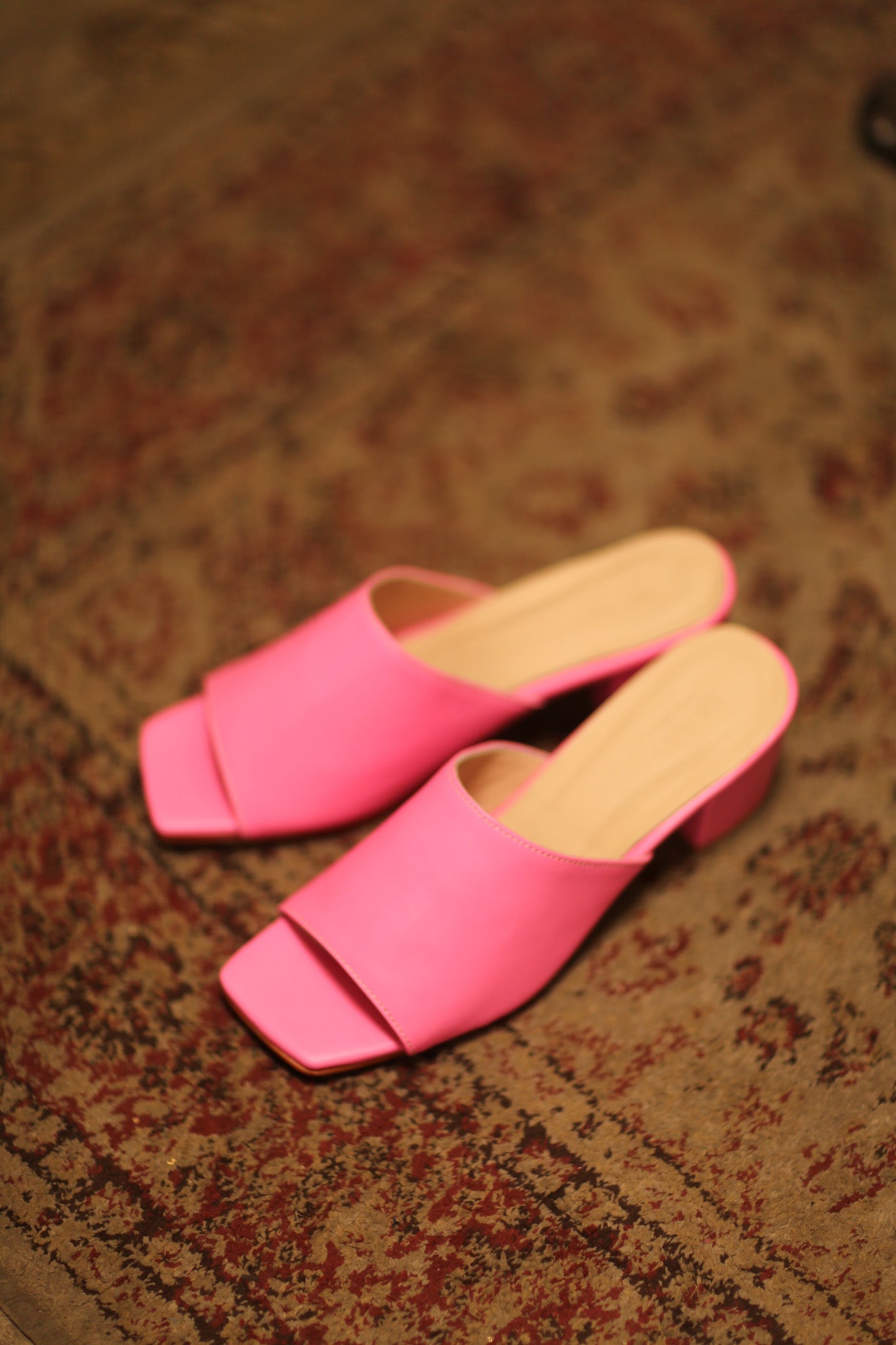 MULES HEELED PINK LORIN - BANGKOK TAILOR CLOTHING STORE - HANDMADE CLOTHING