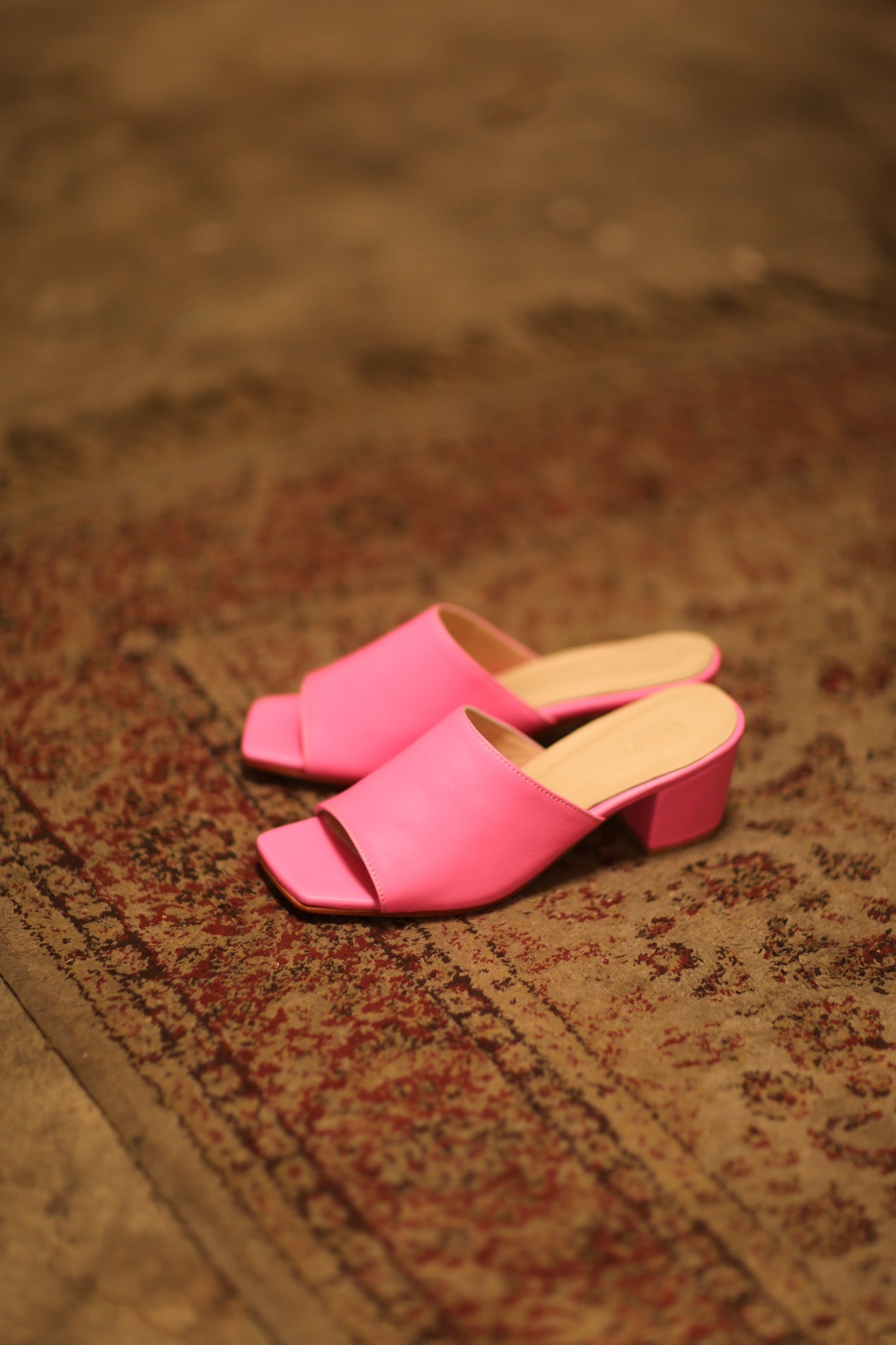 MULES HEELED PINK LORIN - BANGKOK TAILOR CLOTHING STORE - HANDMADE CLOTHING