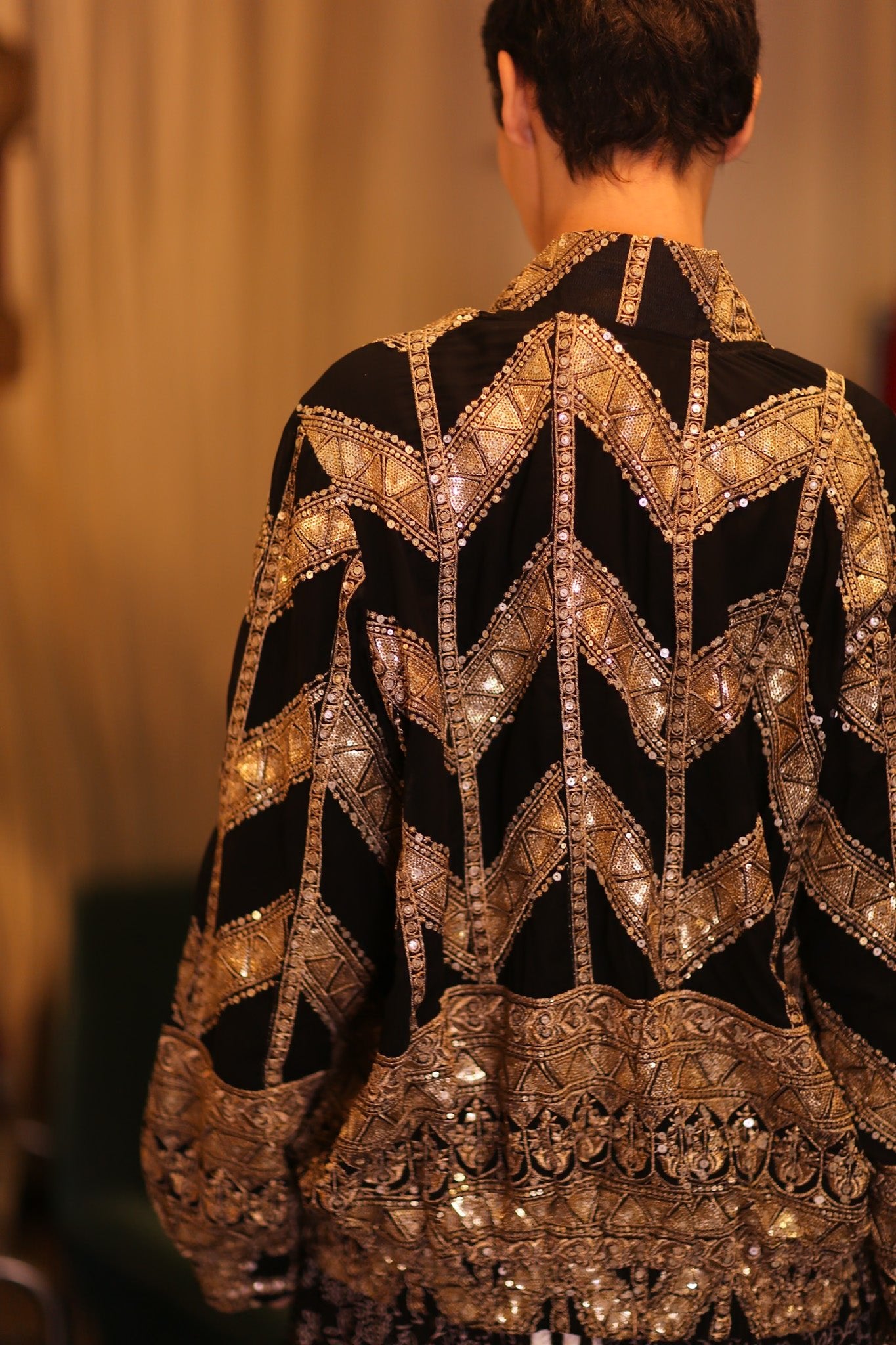 OVERSIZED EMBROIDERED SILK BOMBER JACKET WONMIN - BANGKOK TAILOR CLOTHING STORE - HANDMADE CLOTHING