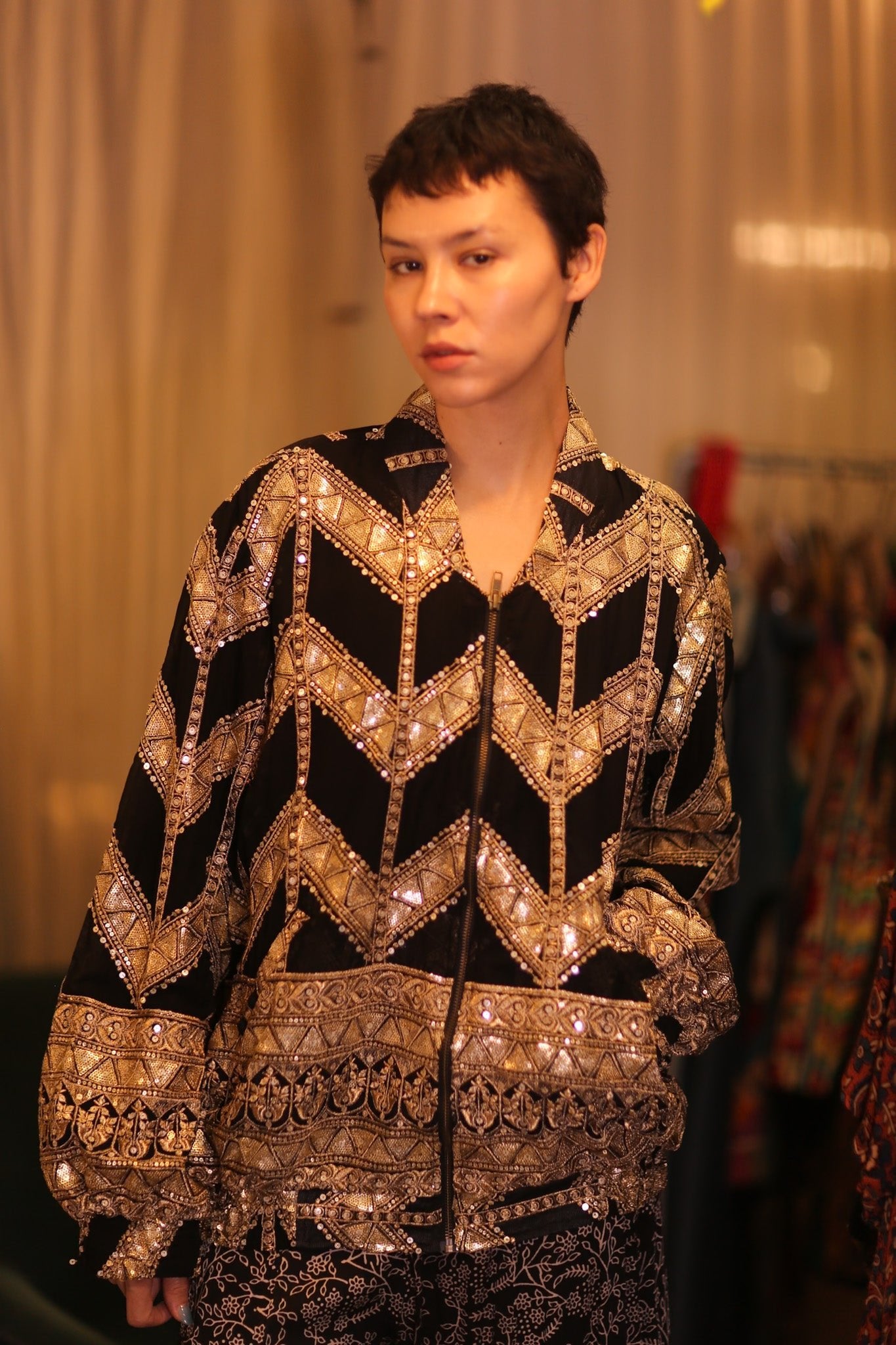 OVERSIZED EMBROIDERED SILK BOMBER JACKET WONMIN - BANGKOK TAILOR CLOTHING STORE - HANDMADE CLOTHING
