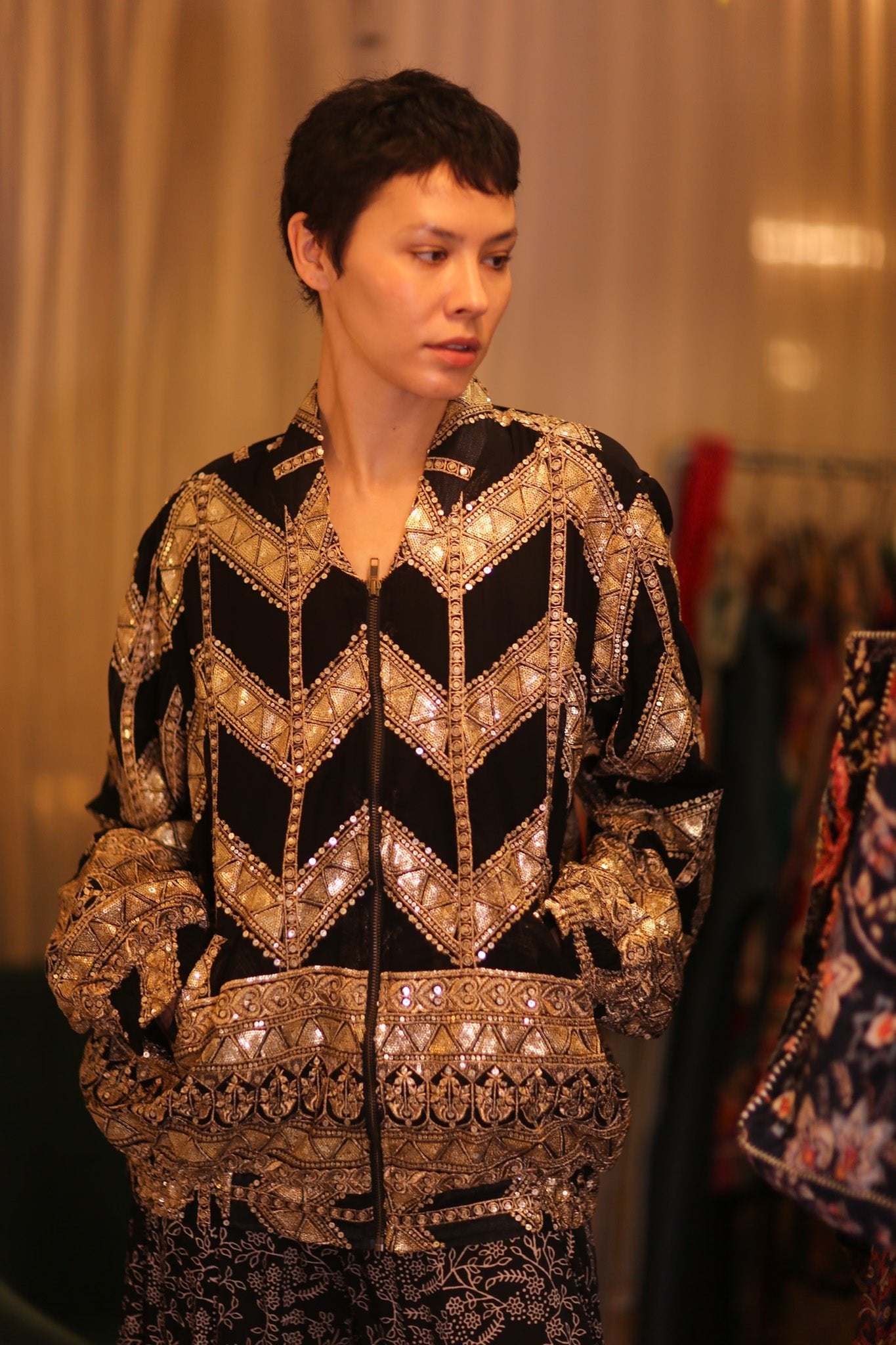 OVERSIZED EMBROIDERED SILK BOMBER JACKET WONMIN - BANGKOK TAILOR CLOTHING STORE - HANDMADE CLOTHING