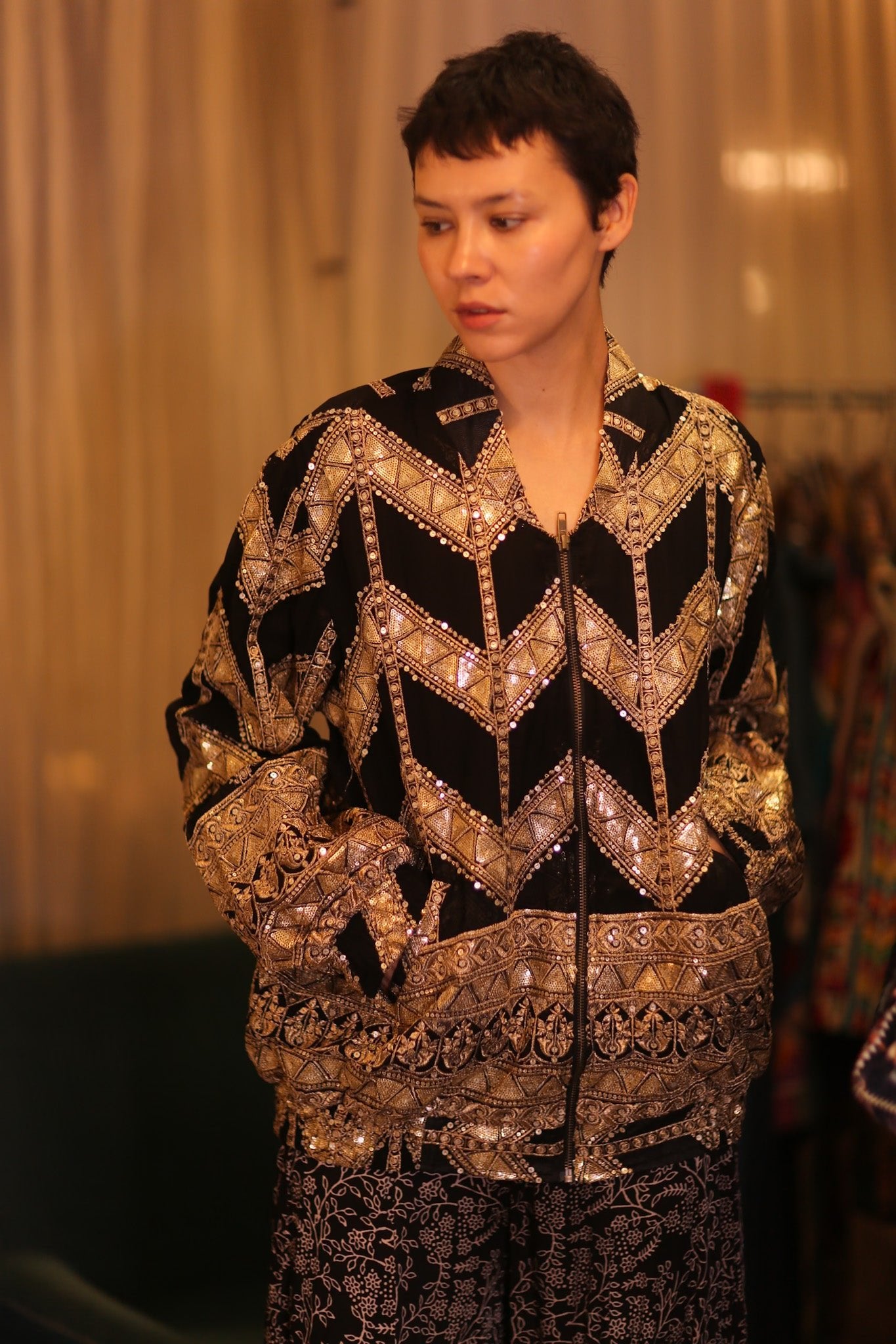 OVERSIZED EMBROIDERED SILK BOMBER JACKET WONMIN - BANGKOK TAILOR CLOTHING STORE - HANDMADE CLOTHING