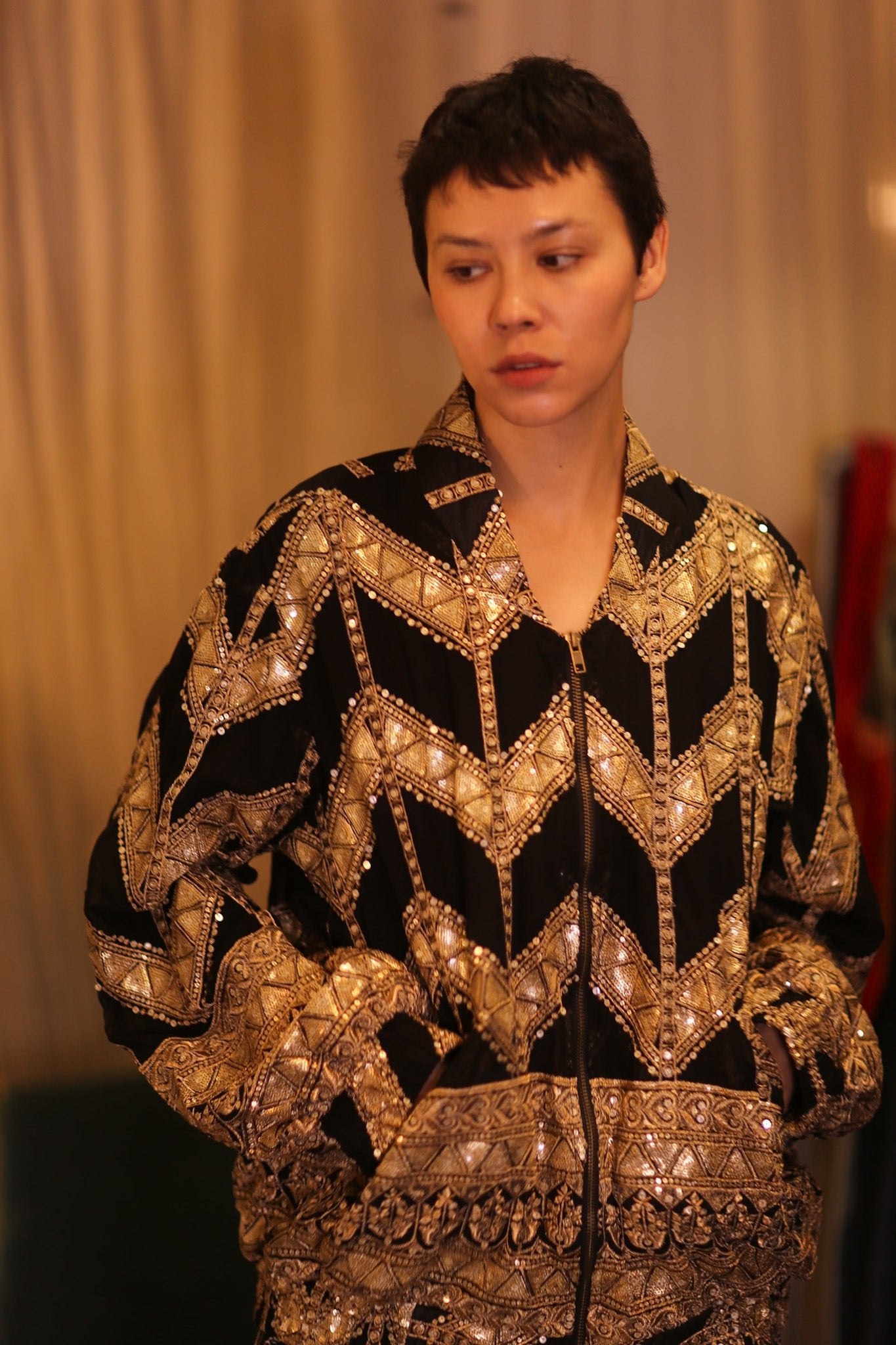 OVERSIZED EMBROIDERED SILK BOMBER JACKET WONMIN - BANGKOK TAILOR CLOTHING STORE - HANDMADE CLOTHING