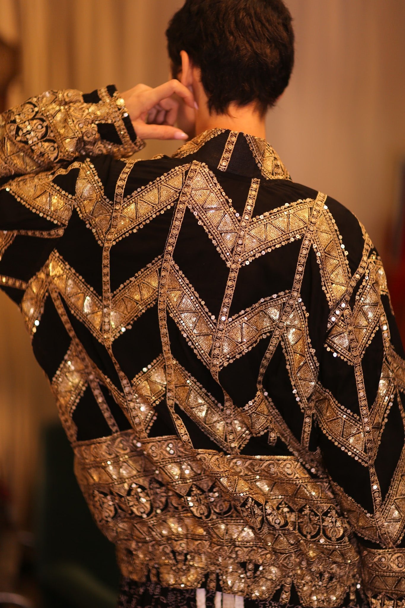 OVERSIZED EMBROIDERED SILK BOMBER JACKET WONMIN - BANGKOK TAILOR CLOTHING STORE - HANDMADE CLOTHING
