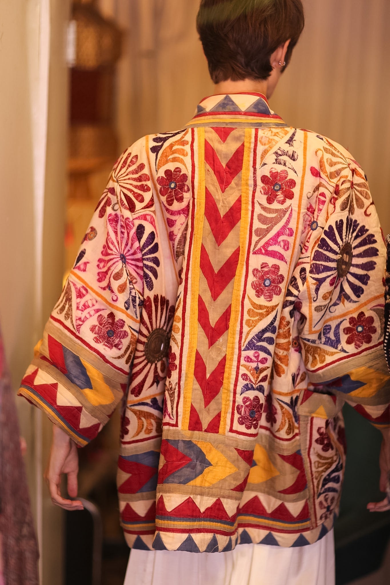 PATCHWORK PATTERN SHORT KIMONO GRITA - BANGKOK TAILOR CLOTHING STORE - HANDMADE CLOTHING
