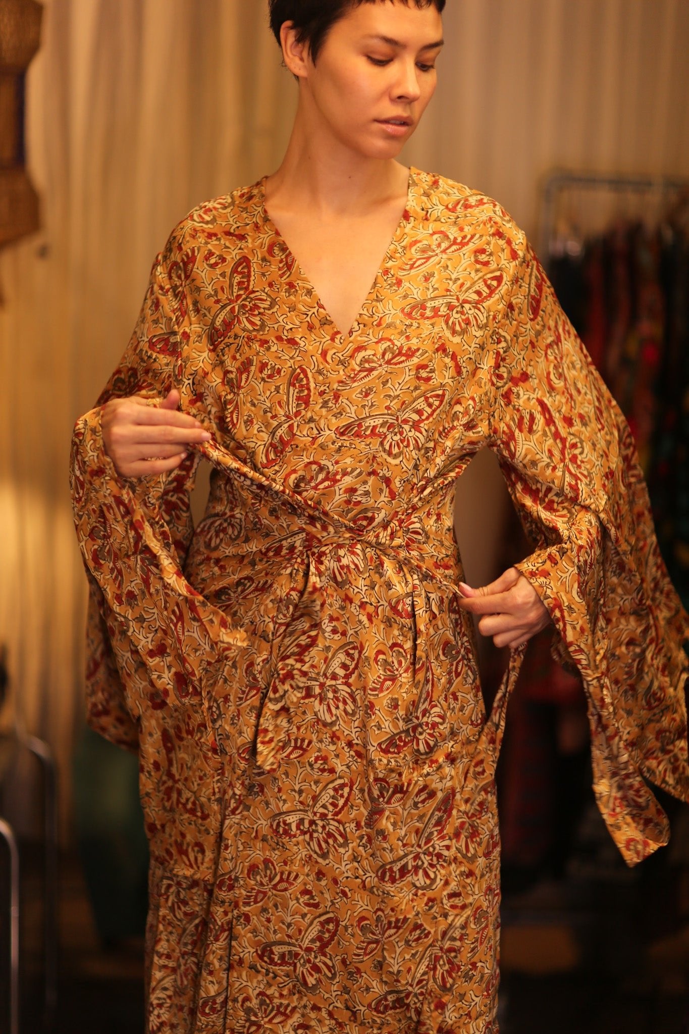 PINA SILK WING KIMONO ANNYTA - BANGKOK TAILOR CLOTHING STORE - HANDMADE CLOTHING