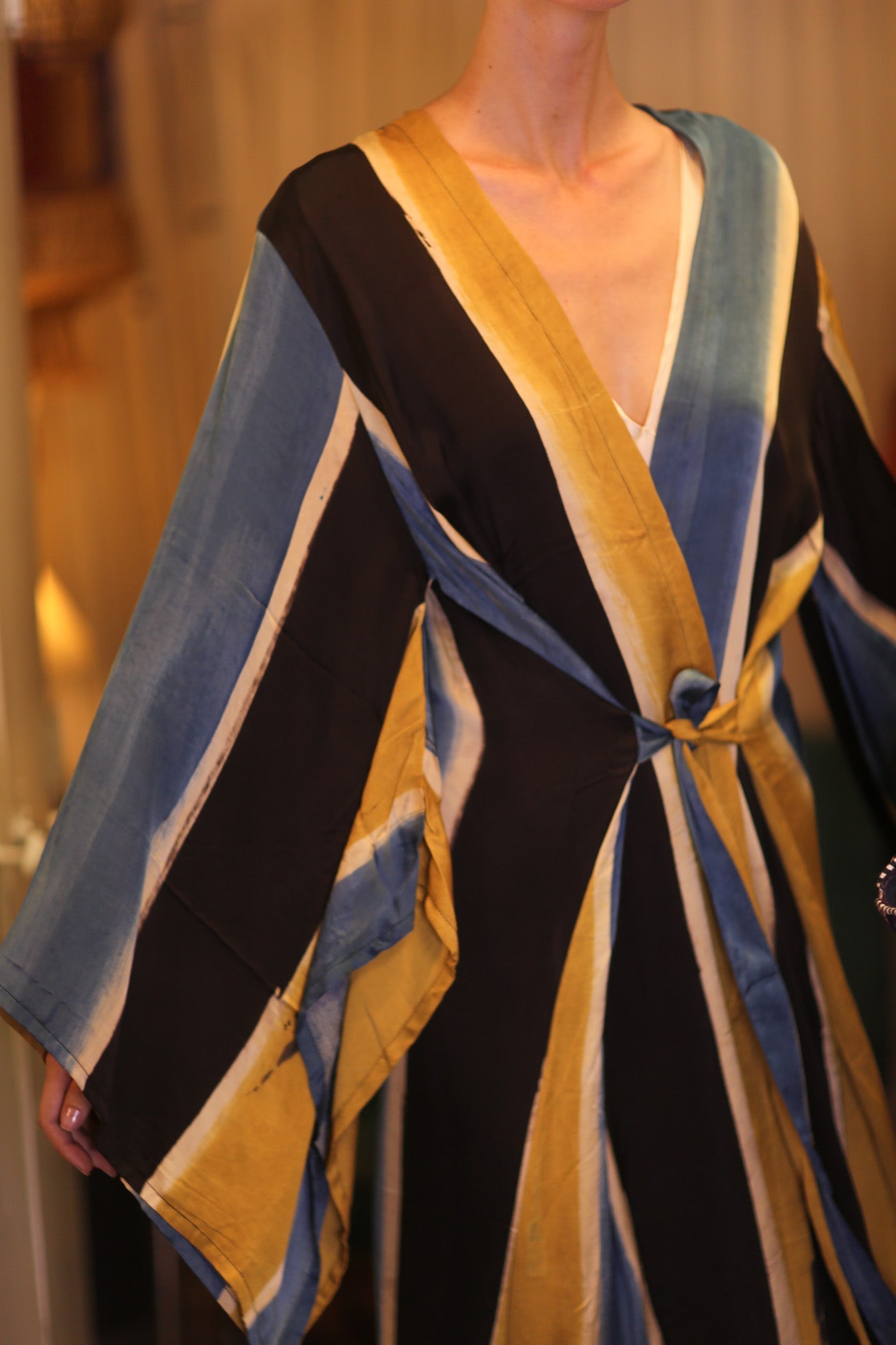 PINA WING KIMONO NINO - BANGKOK TAILOR CLOTHING STORE - HANDMADE CLOTHING