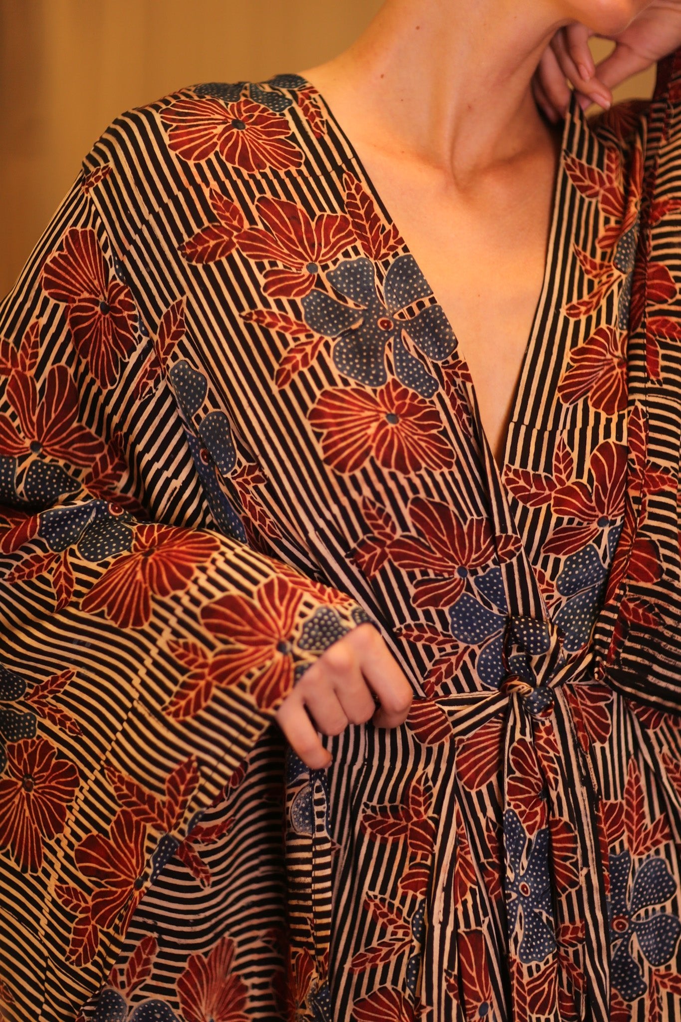 PINA WING KIMONO SPELMAN - BANGKOK TAILOR CLOTHING STORE - HANDMADE CLOTHING
