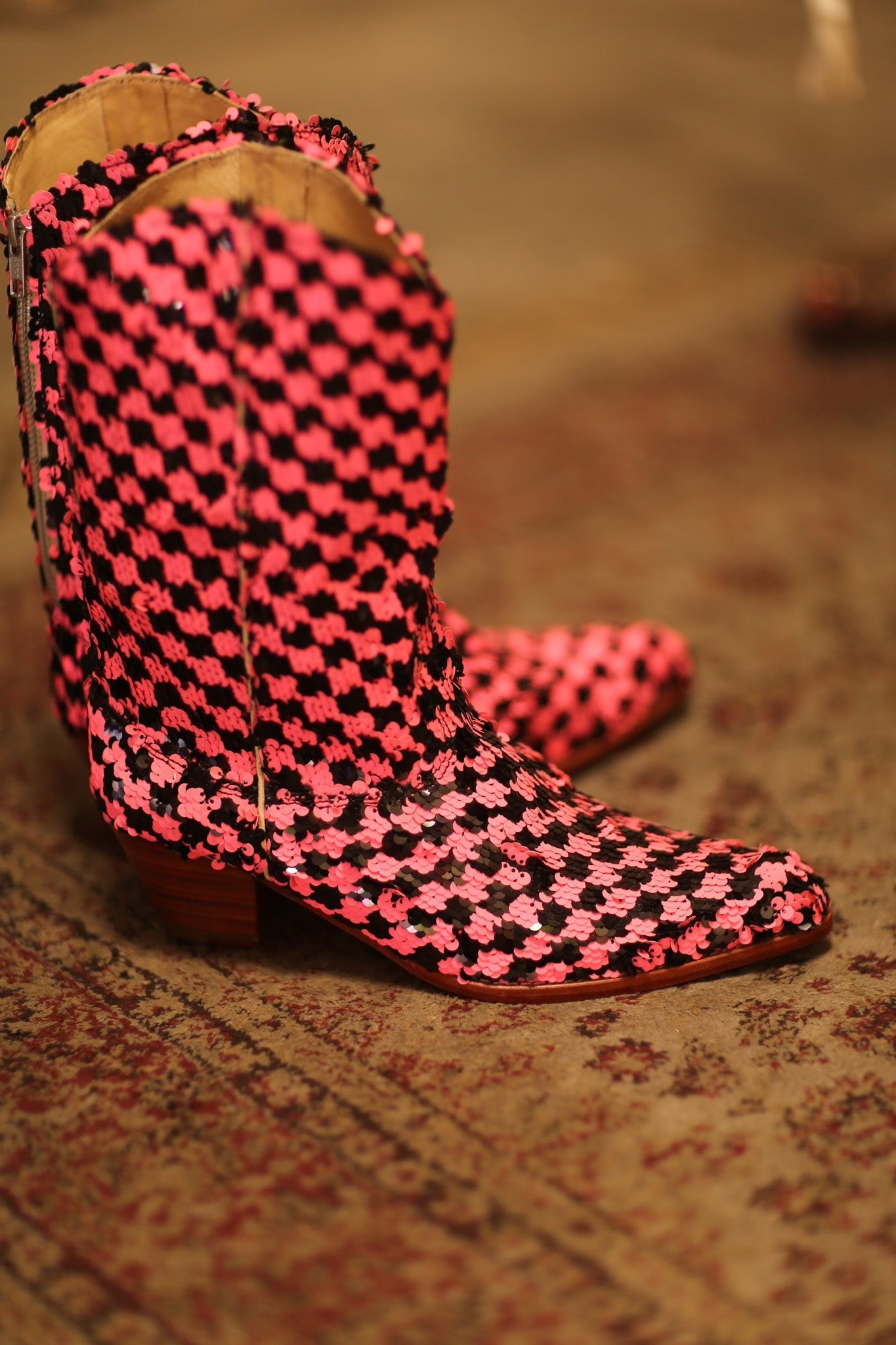 PINK BLACK CHECKERED WESTERN BOOT CRUSU - BANGKOK TAILOR CLOTHING STORE - HANDMADE CLOTHING
