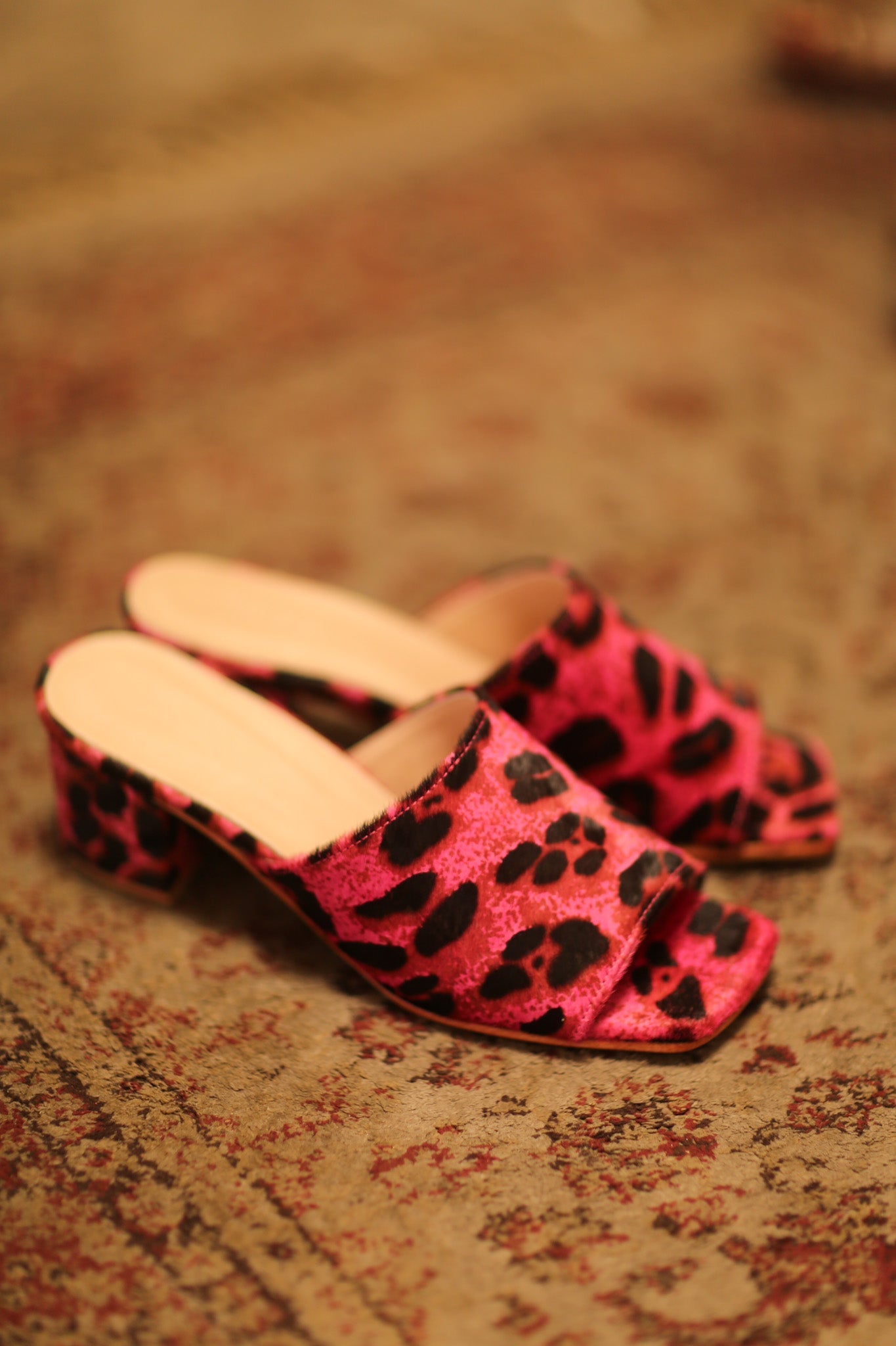 PINK LEO PRINT HEELED MULES - BANGKOK TAILOR CLOTHING STORE - HANDMADE CLOTHING