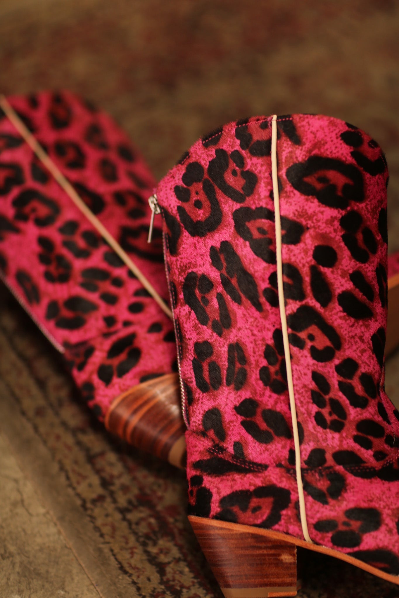 PINK LEO WESTERN BOOTS MOBLEY - BANGKOK TAILOR CLOTHING STORE - HANDMADE CLOTHING