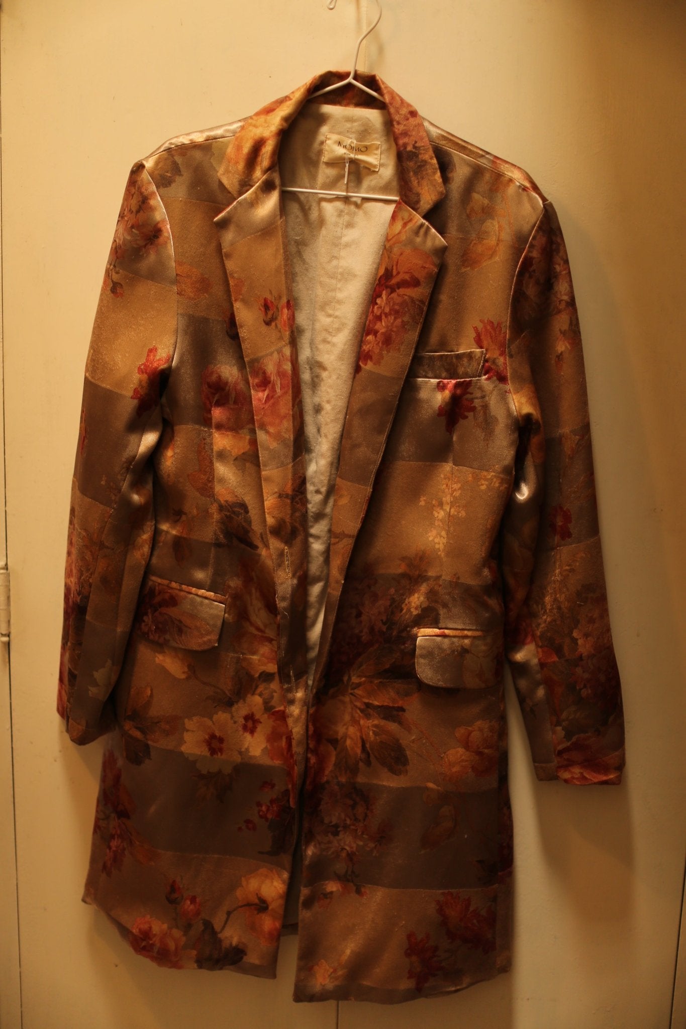 S34 - BANGKOK TAILOR CLOTHING STORE - HANDMADE CLOTHING