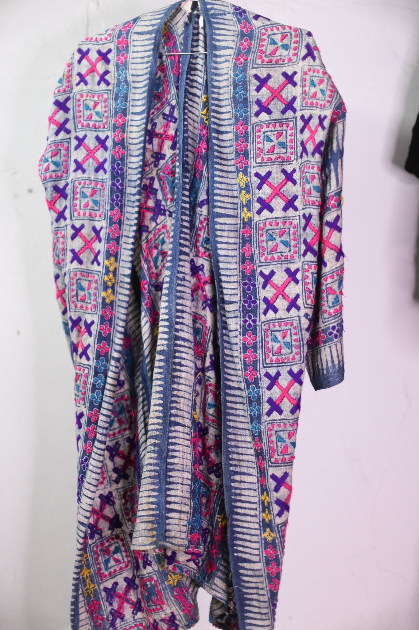 SC 25 - 84 - BANGKOK TAILOR CLOTHING STORE - HANDMADE CLOTHING