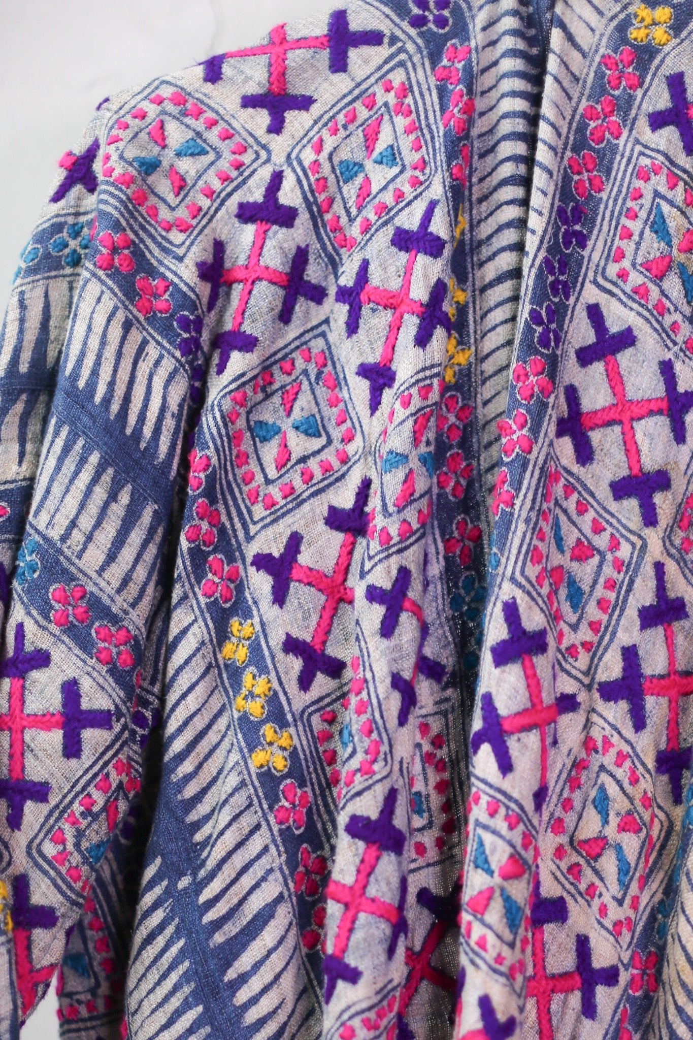 SC 25 - 84 - BANGKOK TAILOR CLOTHING STORE - HANDMADE CLOTHING