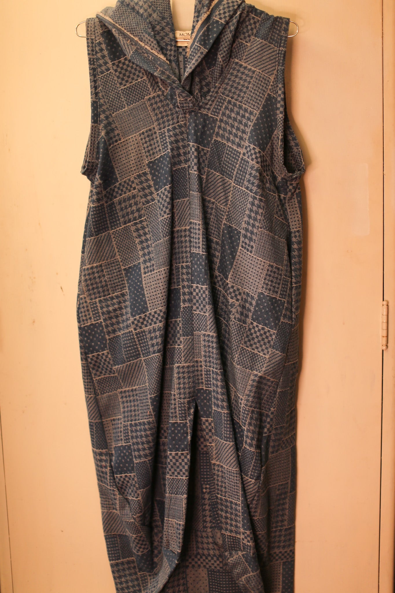 SC25 - 10 - BANGKOK TAILOR CLOTHING STORE - HANDMADE CLOTHING