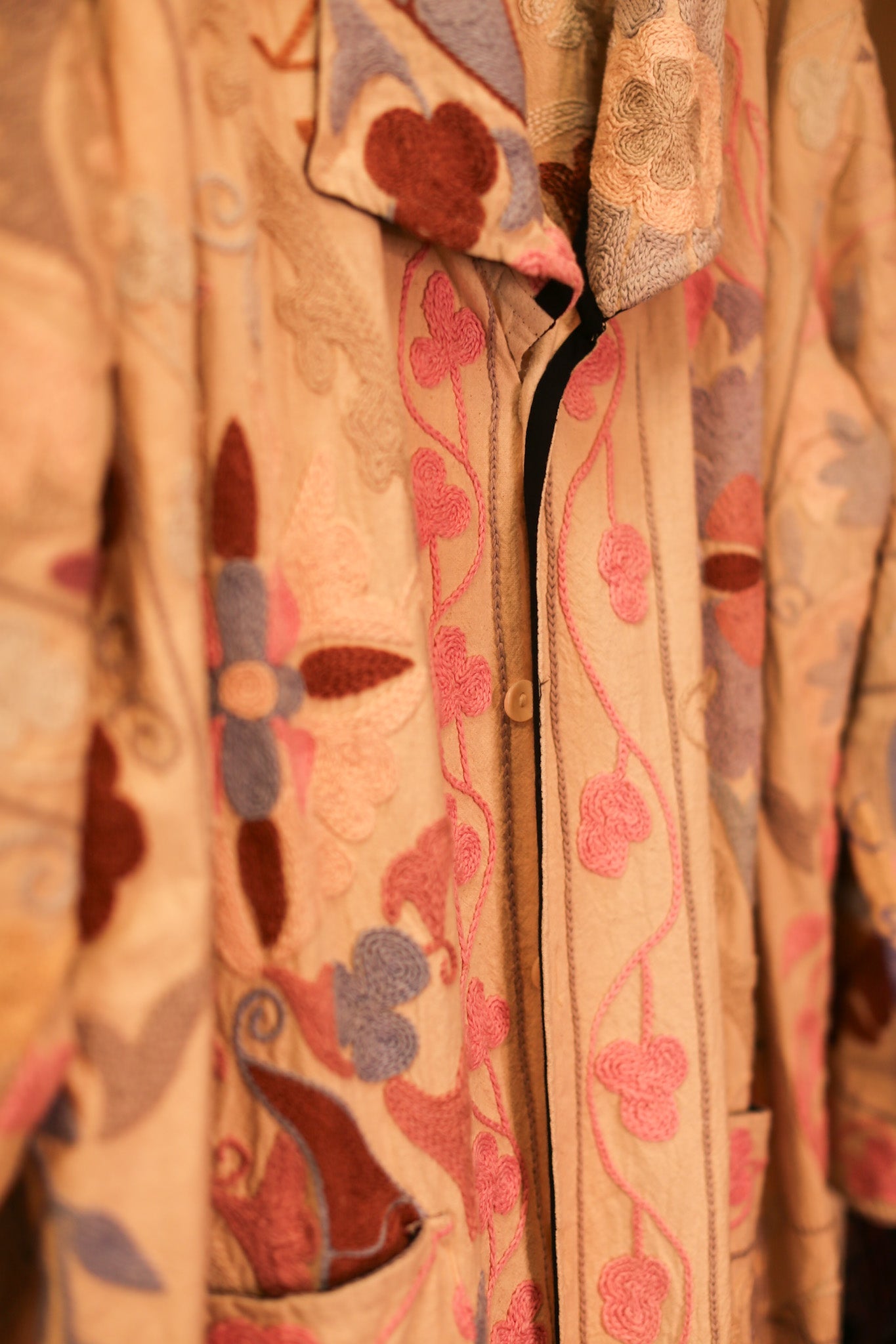 SC25 - 16 - BANGKOK TAILOR CLOTHING STORE - HANDMADE CLOTHING