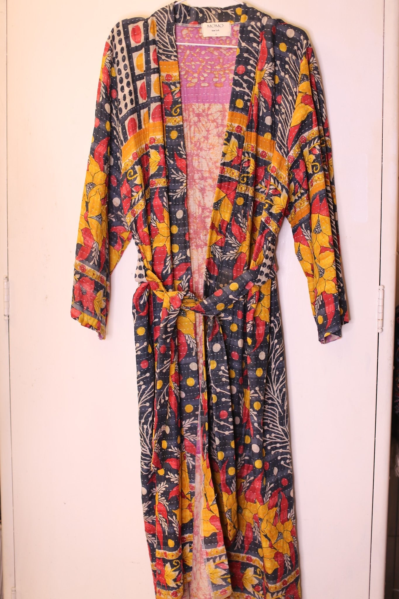 SC25 - 38 - BANGKOK TAILOR CLOTHING STORE - HANDMADE CLOTHING