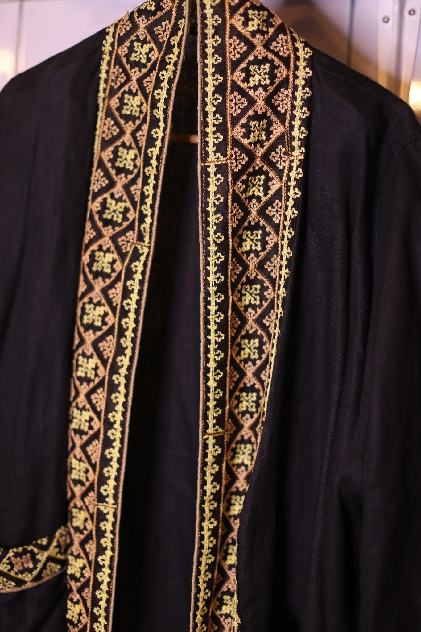 SC25 - 65 - BANGKOK TAILOR CLOTHING STORE - HANDMADE CLOTHING