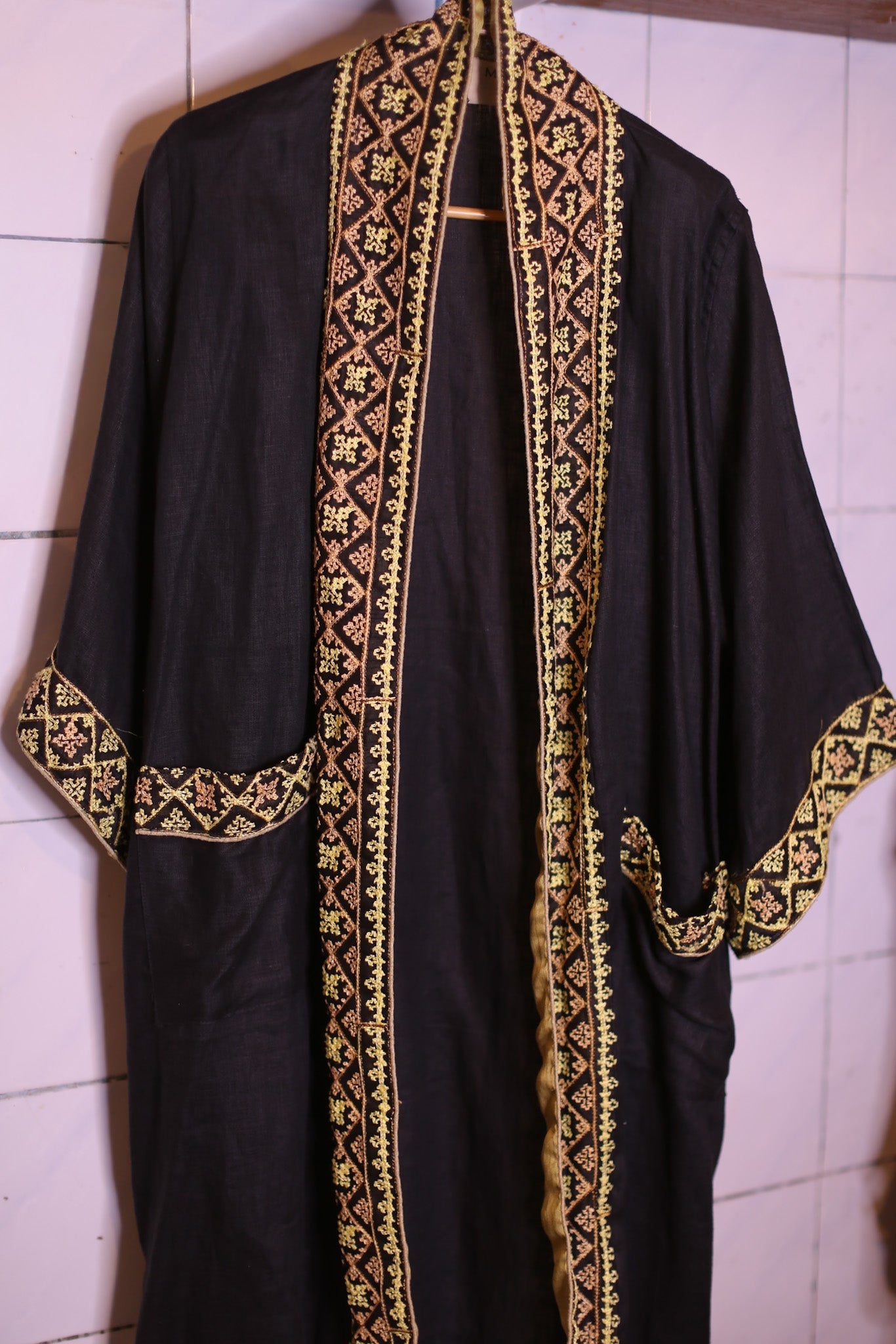 SC25 - 65 - BANGKOK TAILOR CLOTHING STORE - HANDMADE CLOTHING