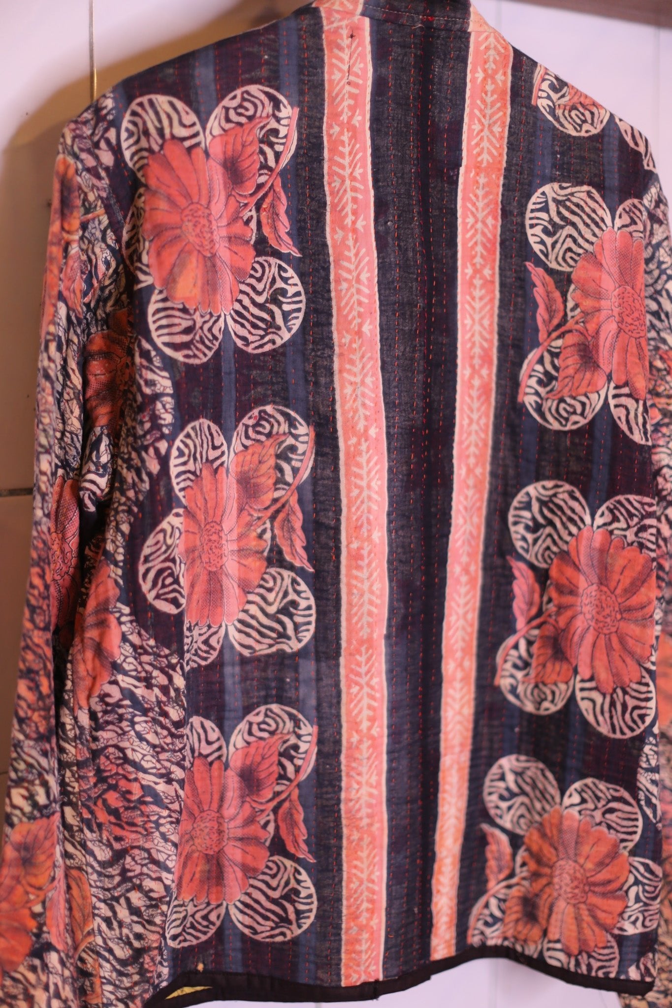 SC25 - 72 - BANGKOK TAILOR CLOTHING STORE - HANDMADE CLOTHING