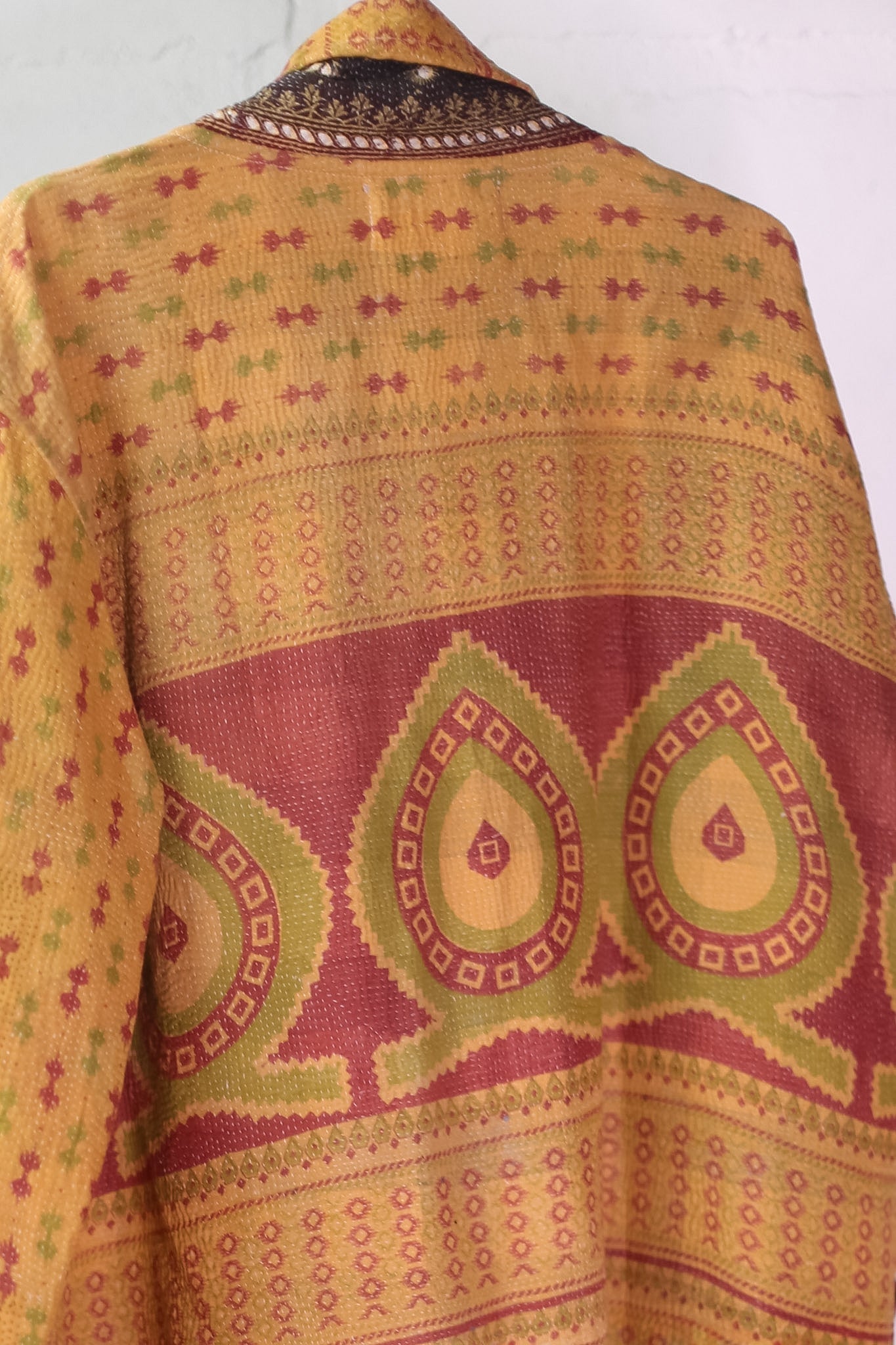 SC25 - 77 - BANGKOK TAILOR CLOTHING STORE - HANDMADE CLOTHING