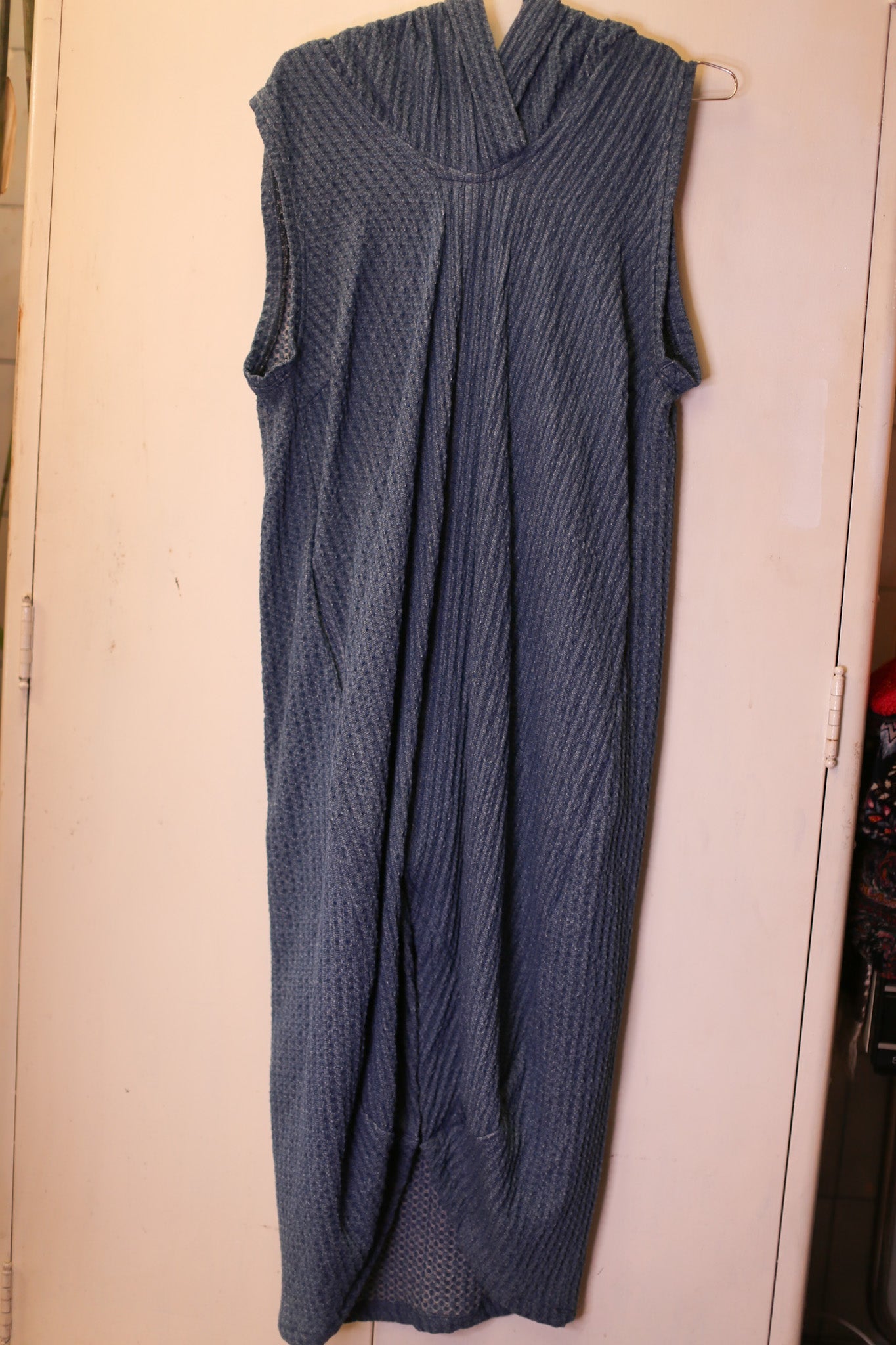 SC25 - 9 - BANGKOK TAILOR CLOTHING STORE - HANDMADE CLOTHING
