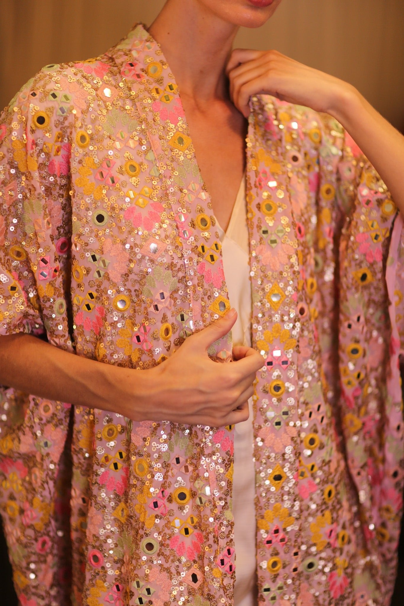 SEQUIN EMBROIDERED KIMONO WINTHA - BANGKOK TAILOR CLOTHING STORE - HANDMADE CLOTHING