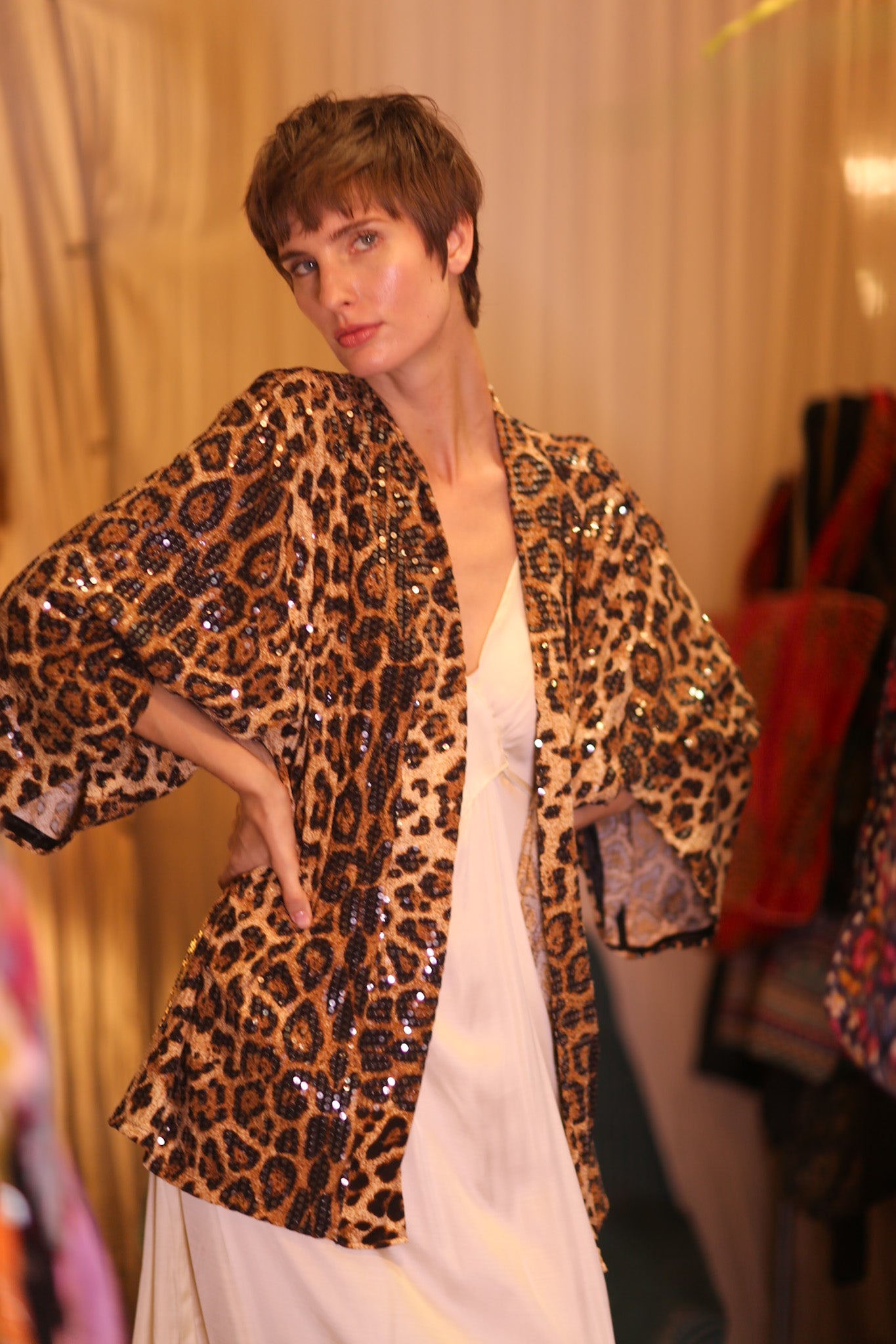 SEQUIN SHORT KIMONO LEO - BANGKOK TAILOR CLOTHING STORE - HANDMADE CLOTHING