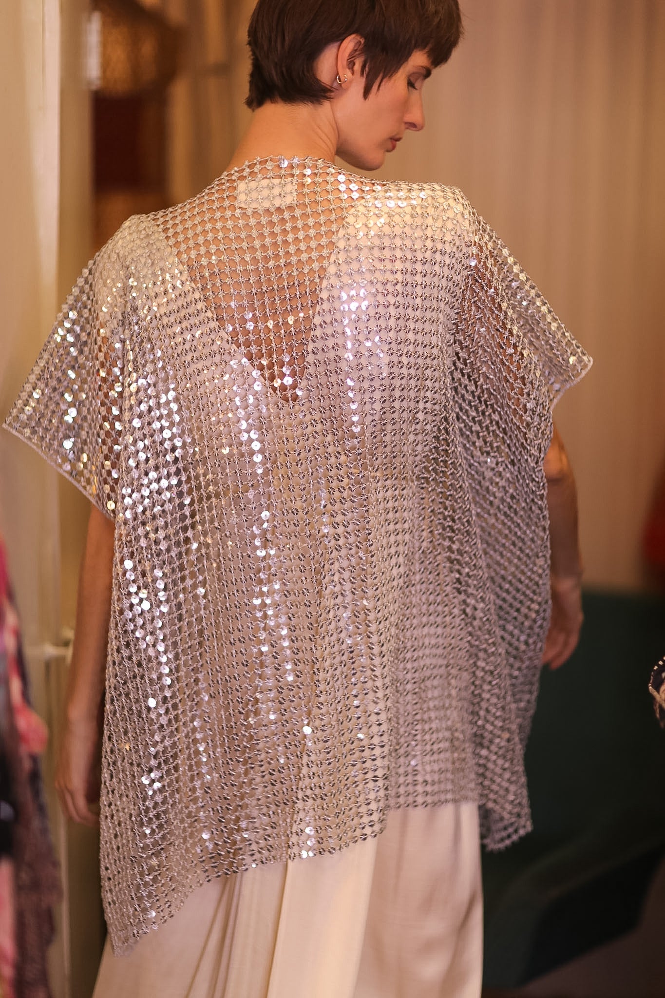 SEQUIN SHORT KIMONO SIVERLIGHT - BANGKOK TAILOR CLOTHING STORE - HANDMADE CLOTHING