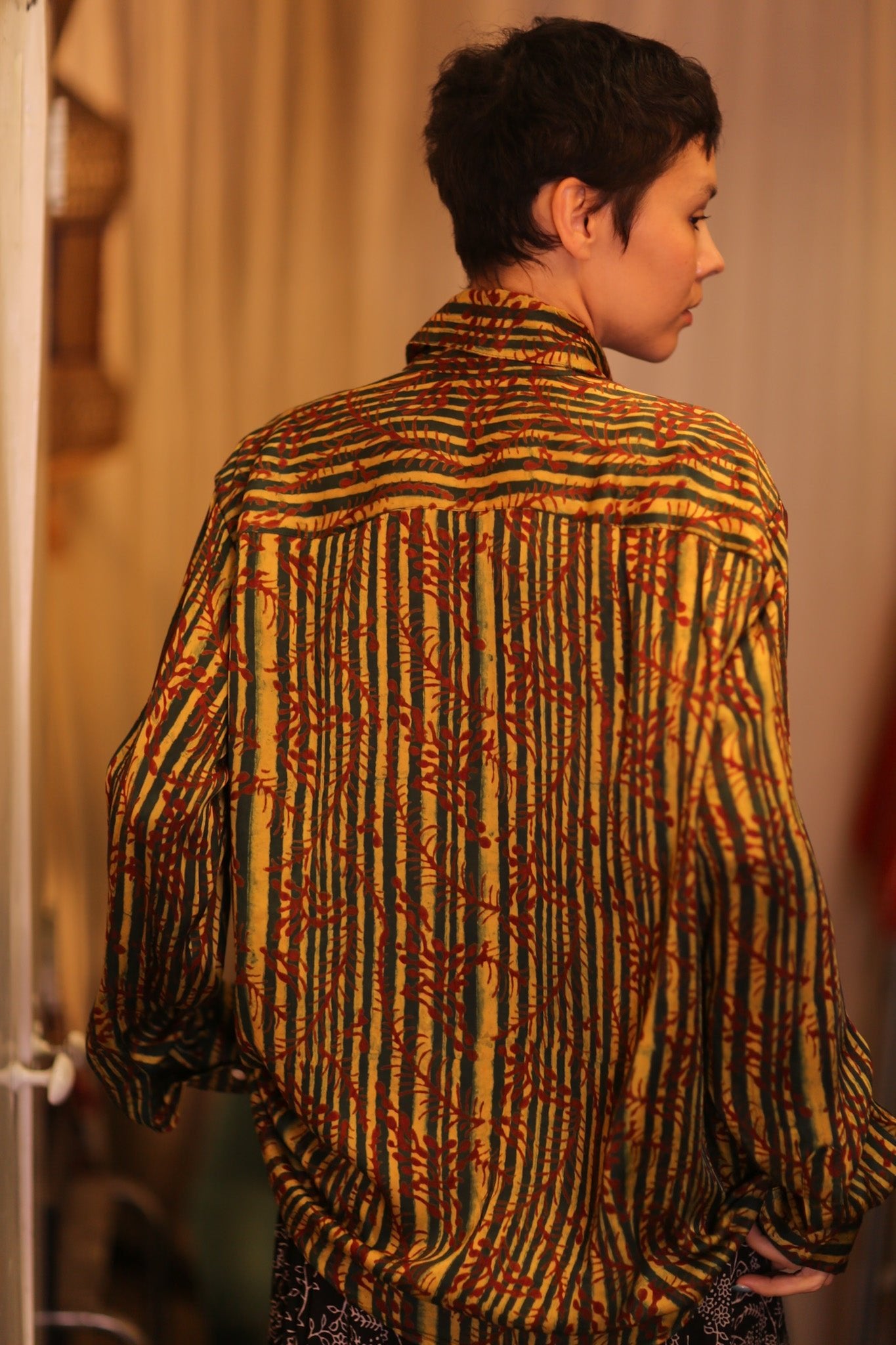 SILK BOYFRIEND SHIRT BAMREST - BANGKOK TAILOR CLOTHING STORE - HANDMADE CLOTHING