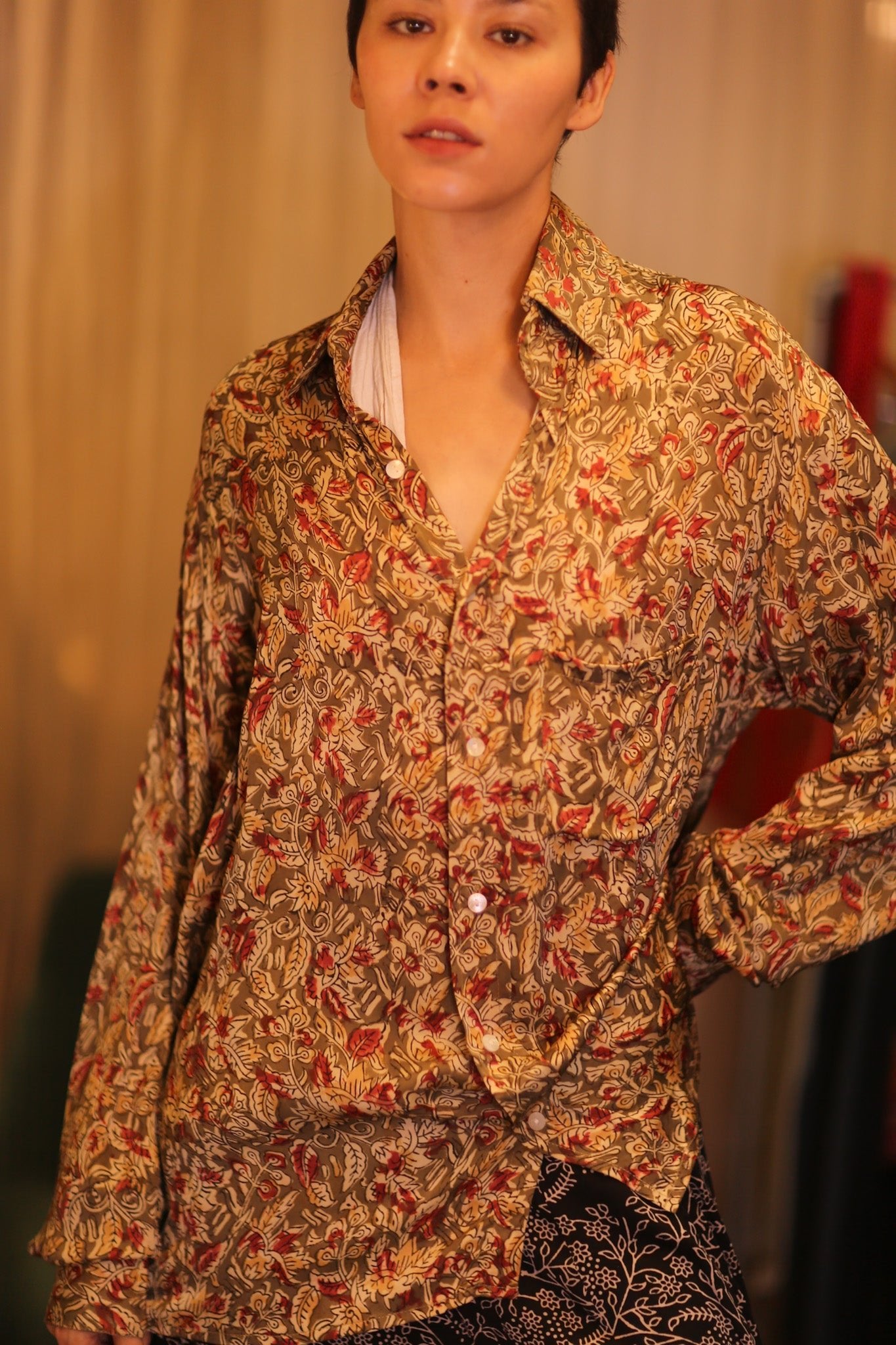 SILK BOYFRIEND SHIRT BILLIE AHAUNG - BANGKOK TAILOR CLOTHING STORE - HANDMADE CLOTHING