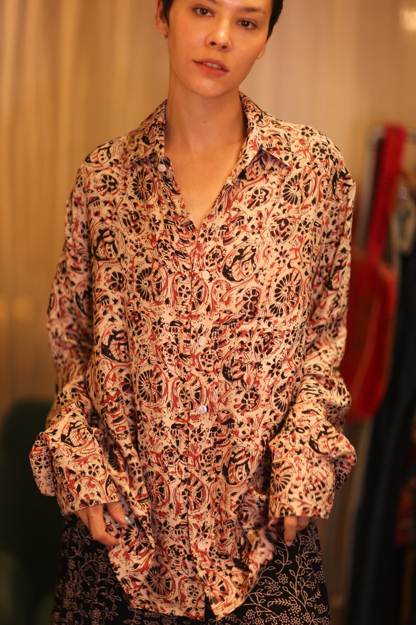 SILK BOYFRIEND SHIRT BILLIE YITLONE - BANGKOK TAILOR CLOTHING STORE - HANDMADE CLOTHING