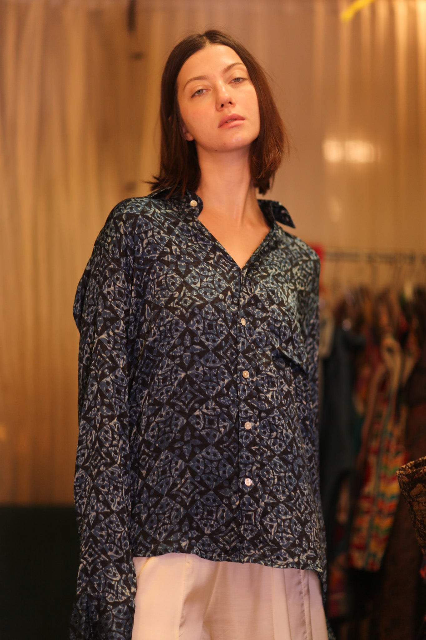 SILK BOYFRIEND SHIRT HLAING - BANGKOK TAILOR CLOTHING STORE - HANDMADE CLOTHING