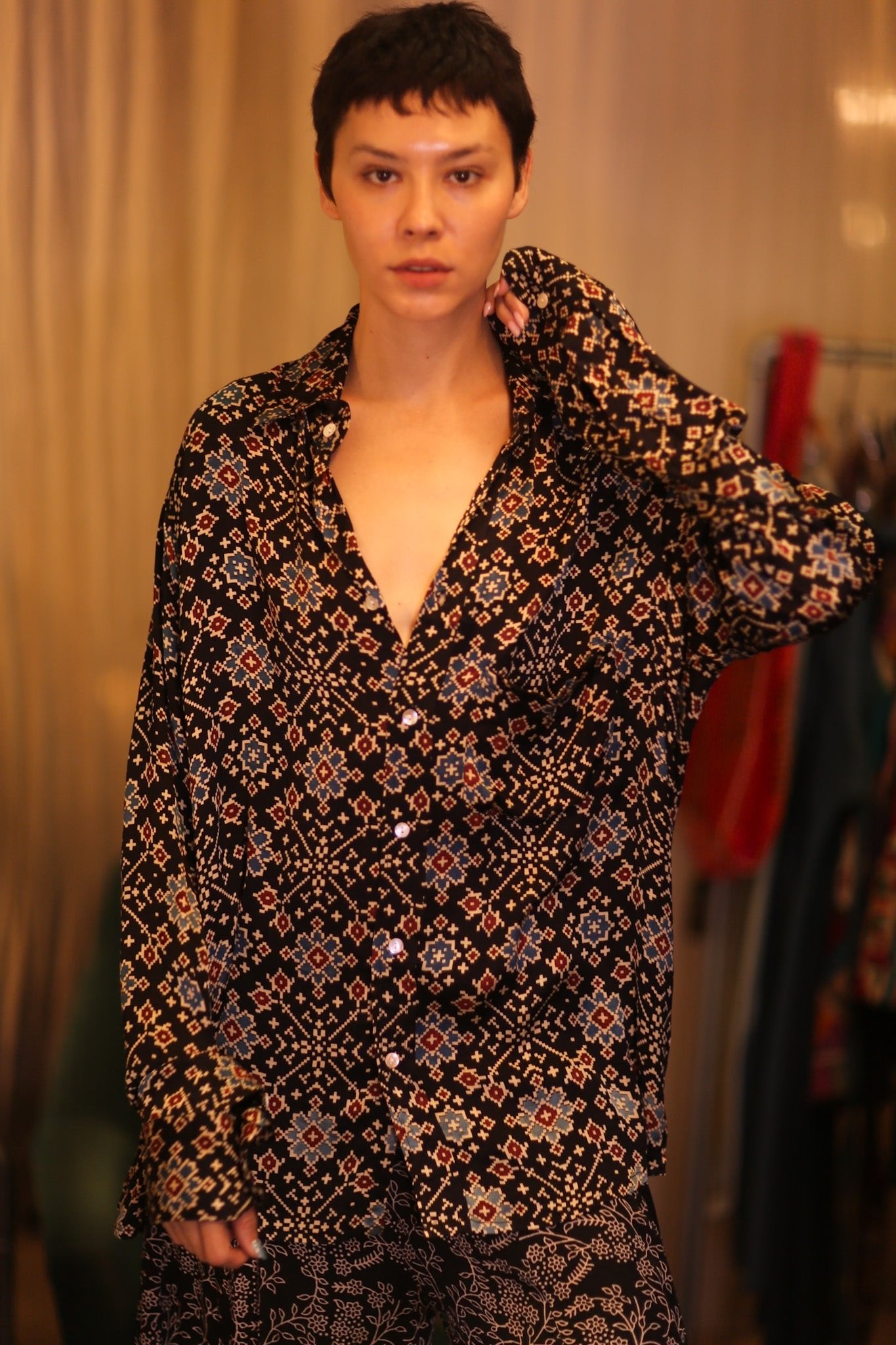 SILK BOYFRIEND SHIRT MOKOK - BANGKOK TAILOR CLOTHING STORE - HANDMADE CLOTHING