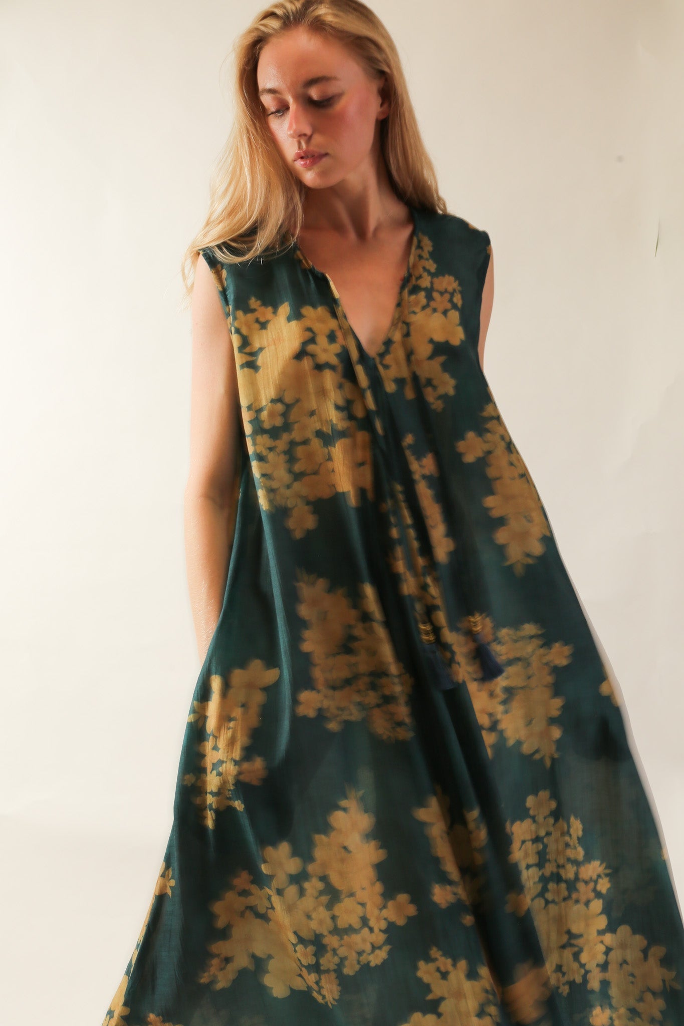 SILK DRESS NATCHA - BANGKOK TAILOR CLOTHING STORE - HANDMADE CLOTHING