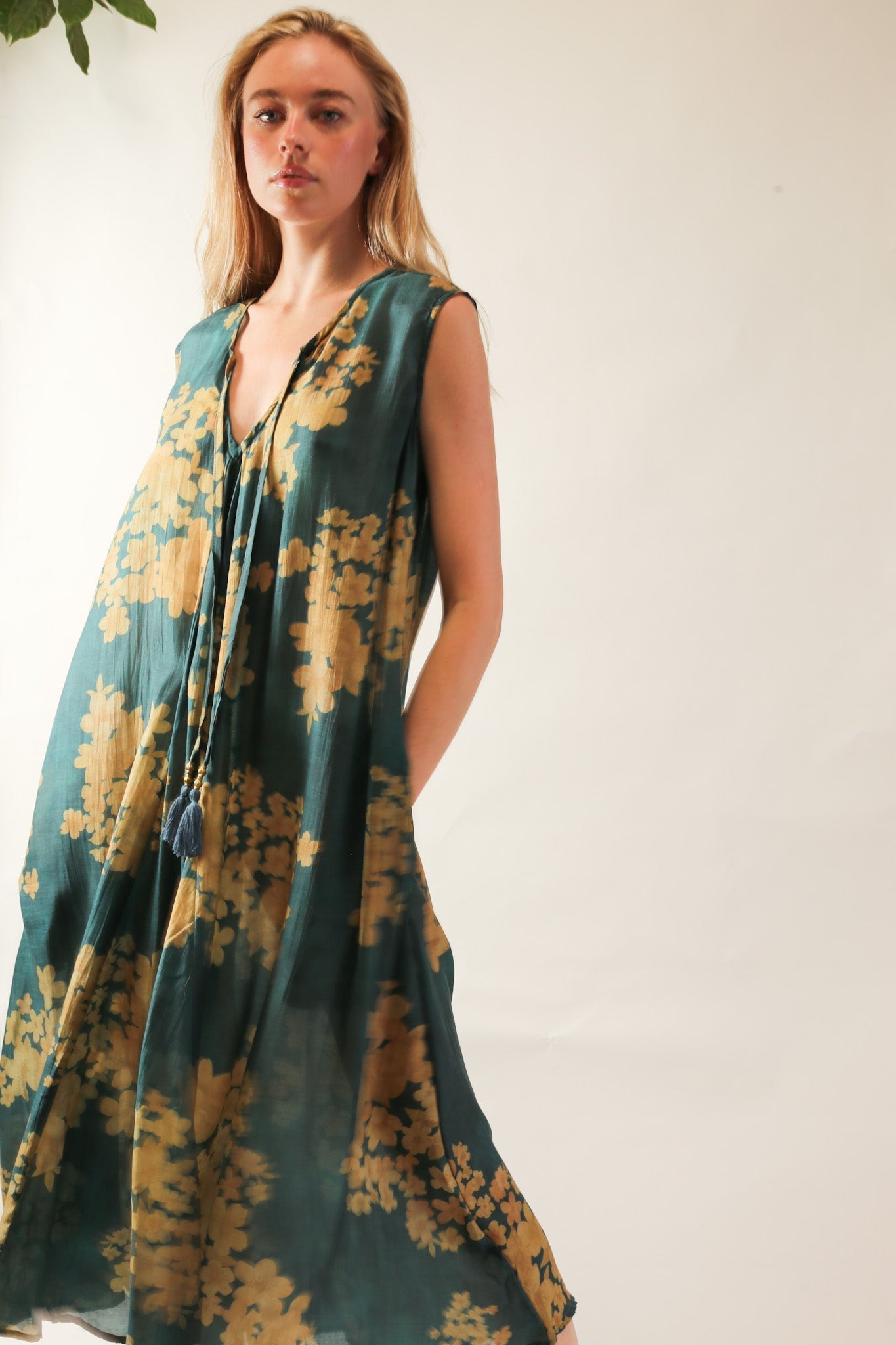 SILK DRESS NATCHA - BANGKOK TAILOR CLOTHING STORE - HANDMADE CLOTHING