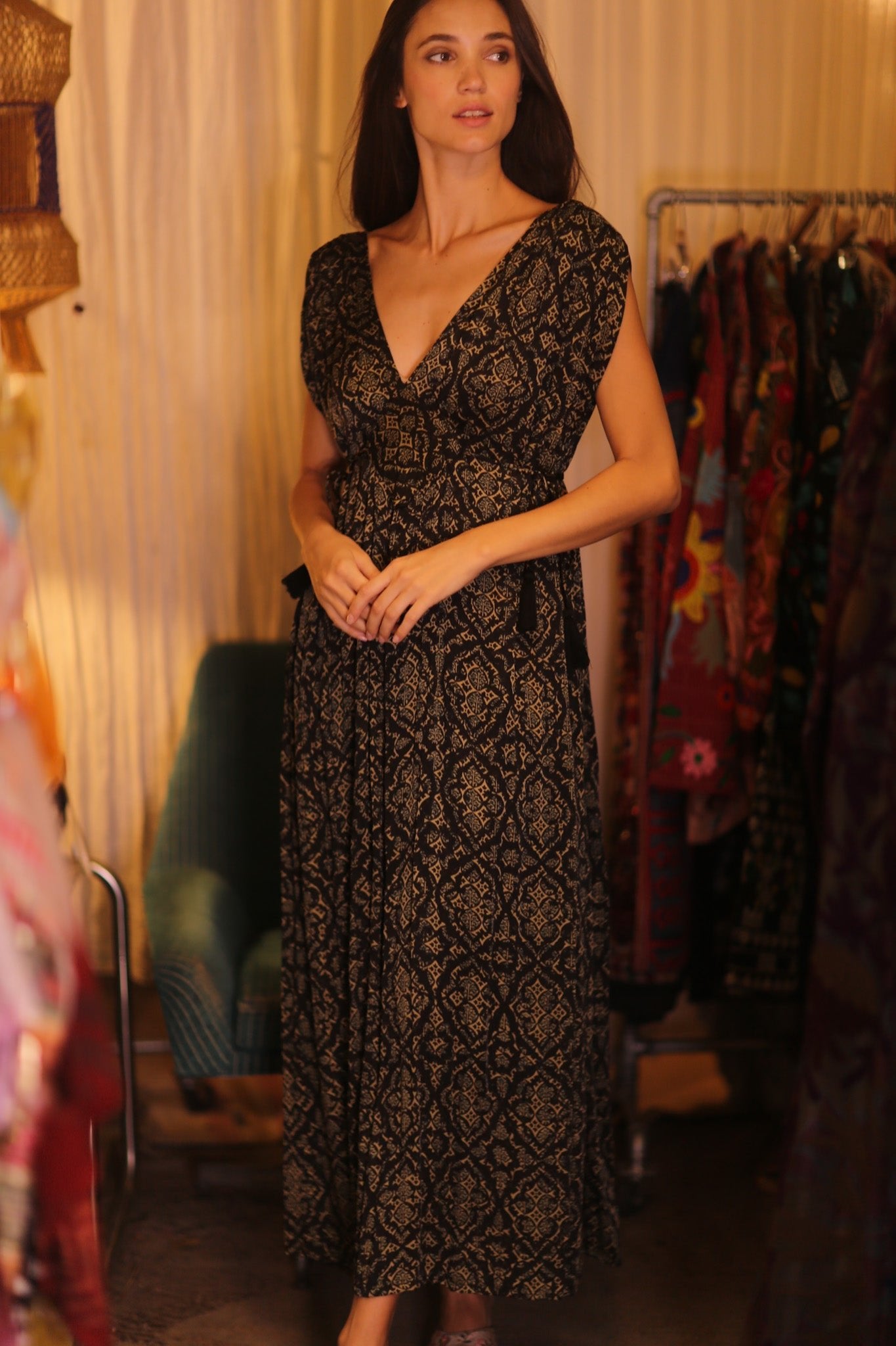 SILK DRESS VICTORIA BROWNY - BANGKOK TAILOR CLOTHING STORE - HANDMADE CLOTHING