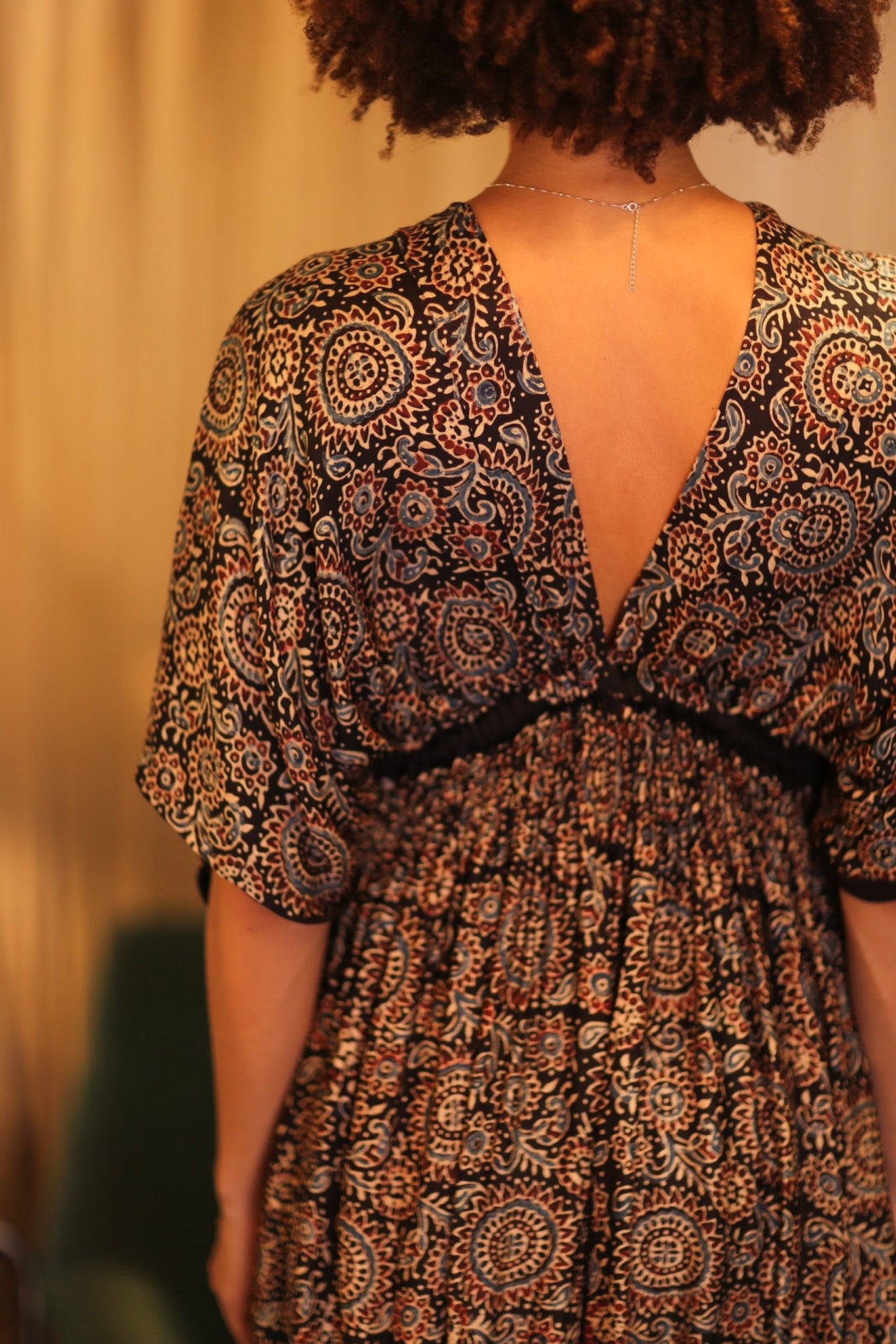 SILK DRESS ZURI KHUNSWY - BANGKOK TAILOR CLOTHING STORE - HANDMADE CLOTHING