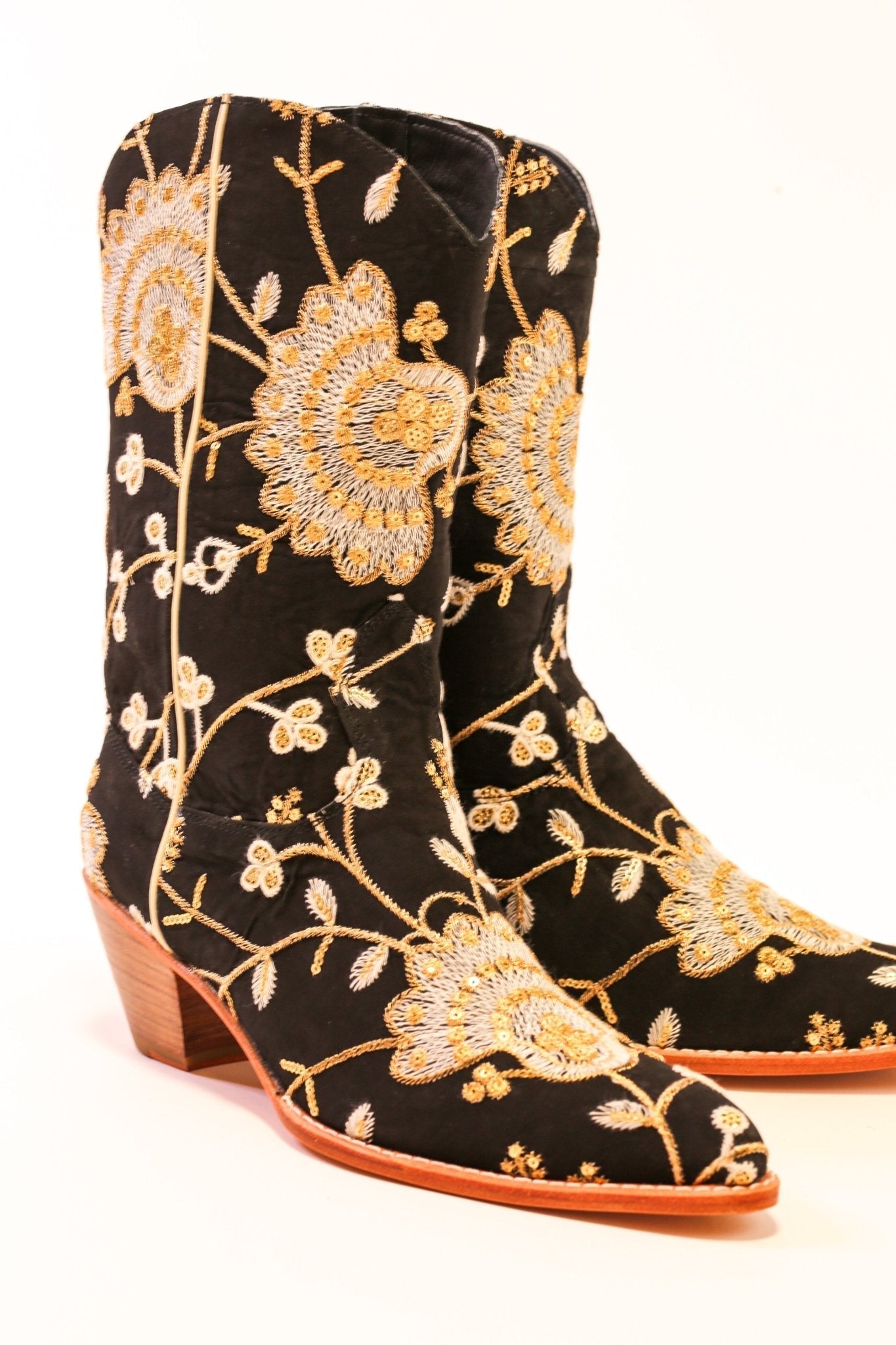 SILK EMBROIDERED BOOTS CIHAN - BANGKOK TAILOR CLOTHING STORE - HANDMADE CLOTHING