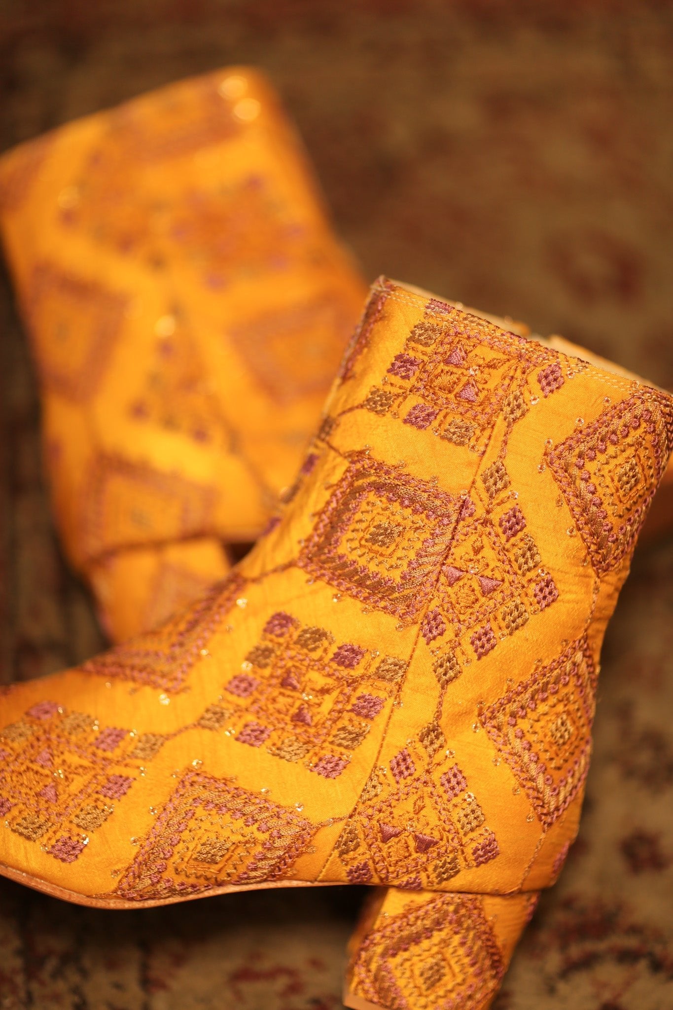 SILK EMBROIDERED BOOTS KINDRA - BANGKOK TAILOR CLOTHING STORE - HANDMADE CLOTHING