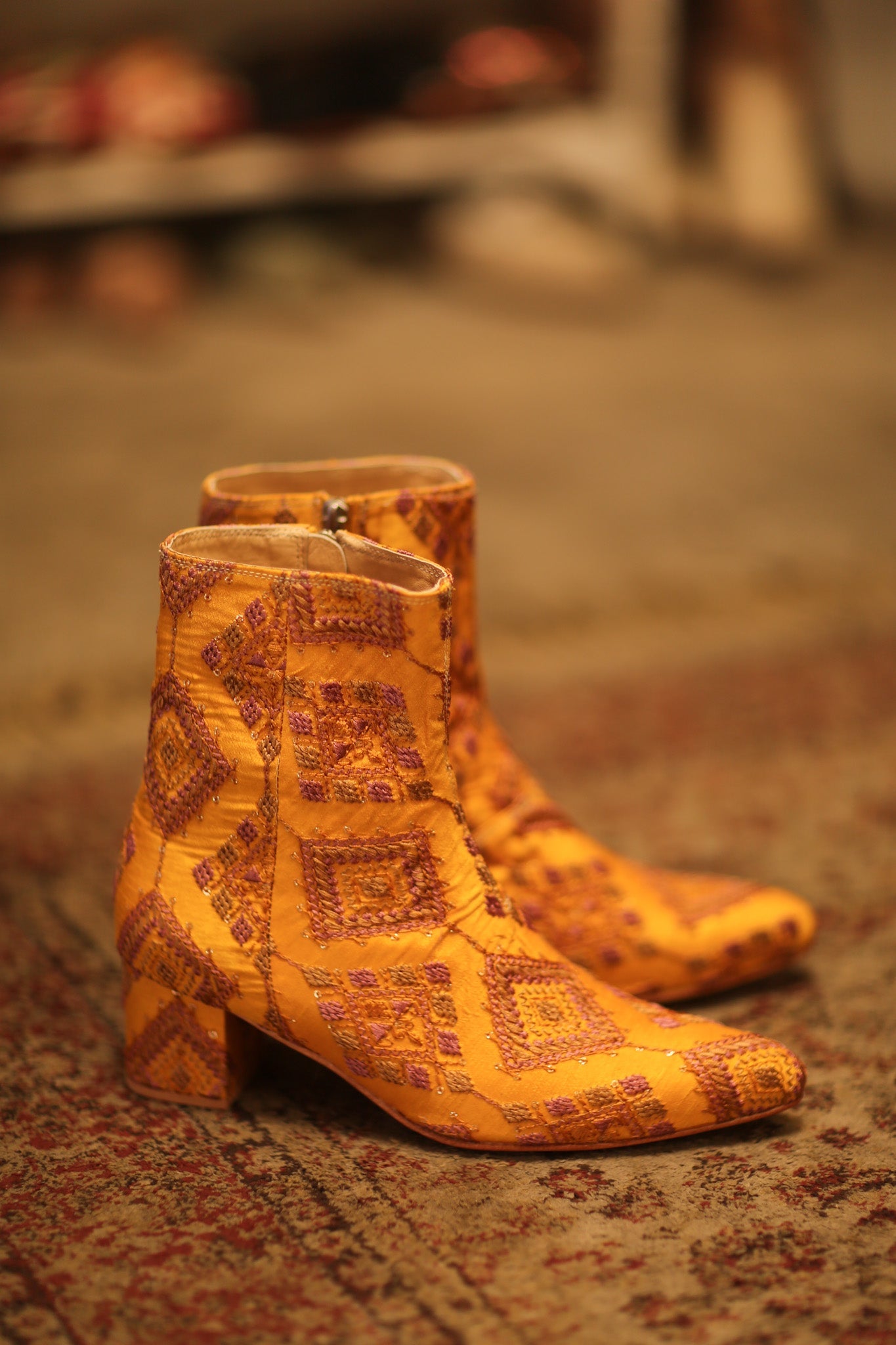 SILK EMBROIDERED BOOTS KINDRA - BANGKOK TAILOR CLOTHING STORE - HANDMADE CLOTHING