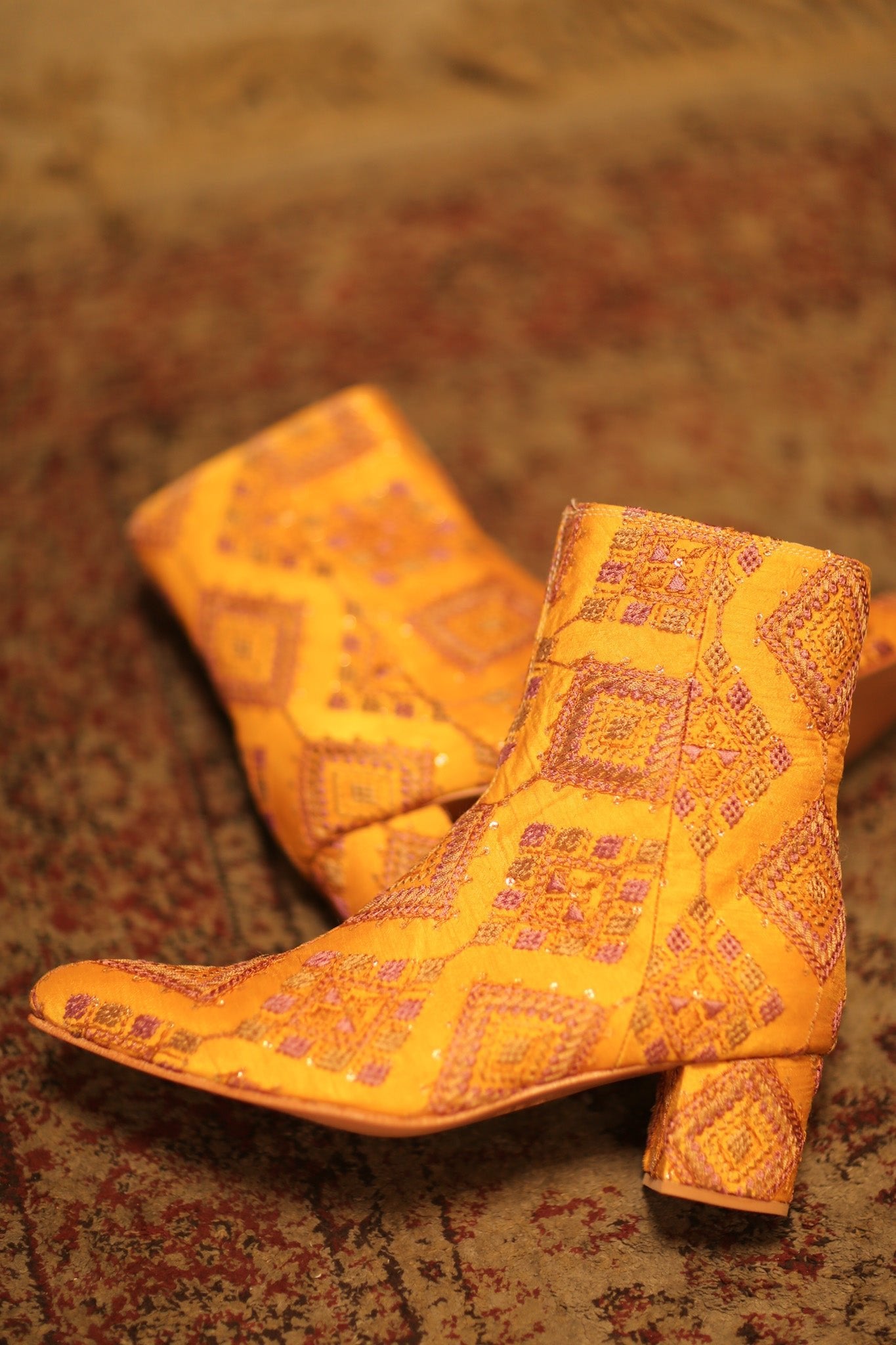 SILK EMBROIDERED BOOTS KINDRA - BANGKOK TAILOR CLOTHING STORE - HANDMADE CLOTHING