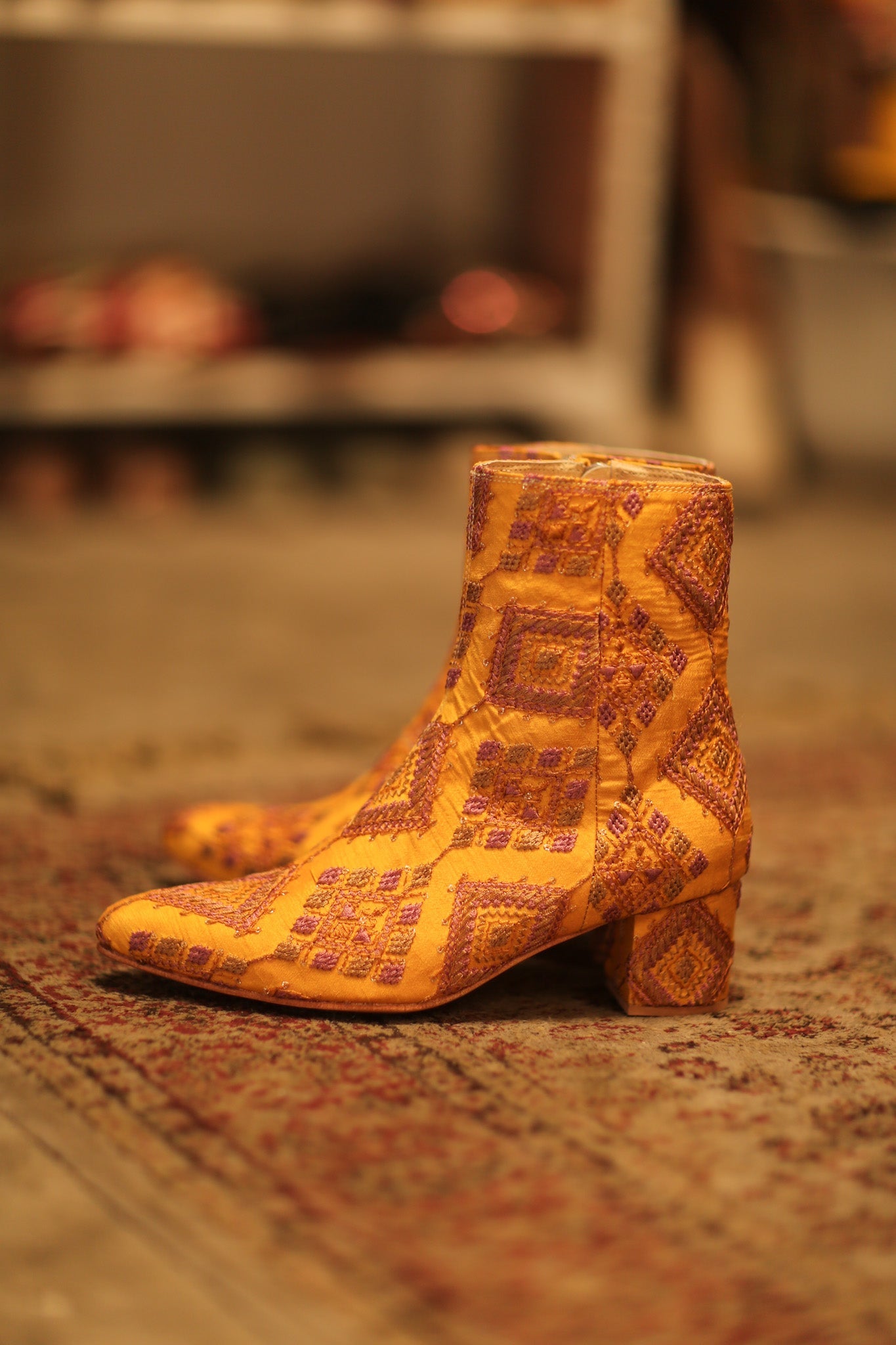 SILK EMBROIDERED BOOTS KINDRA - BANGKOK TAILOR CLOTHING STORE - HANDMADE CLOTHING