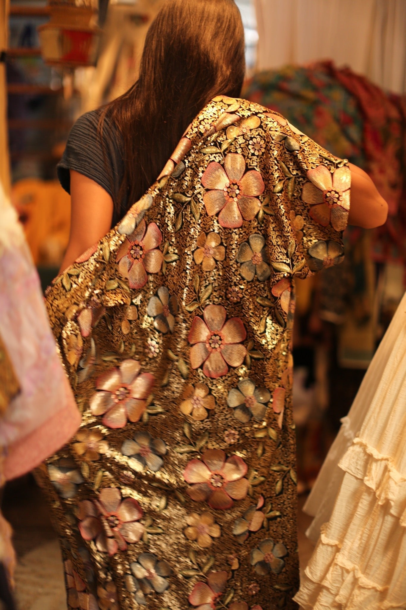 SILK EMBROIDERED KIMONO LONINA - BANGKOK TAILOR CLOTHING STORE - HANDMADE CLOTHING