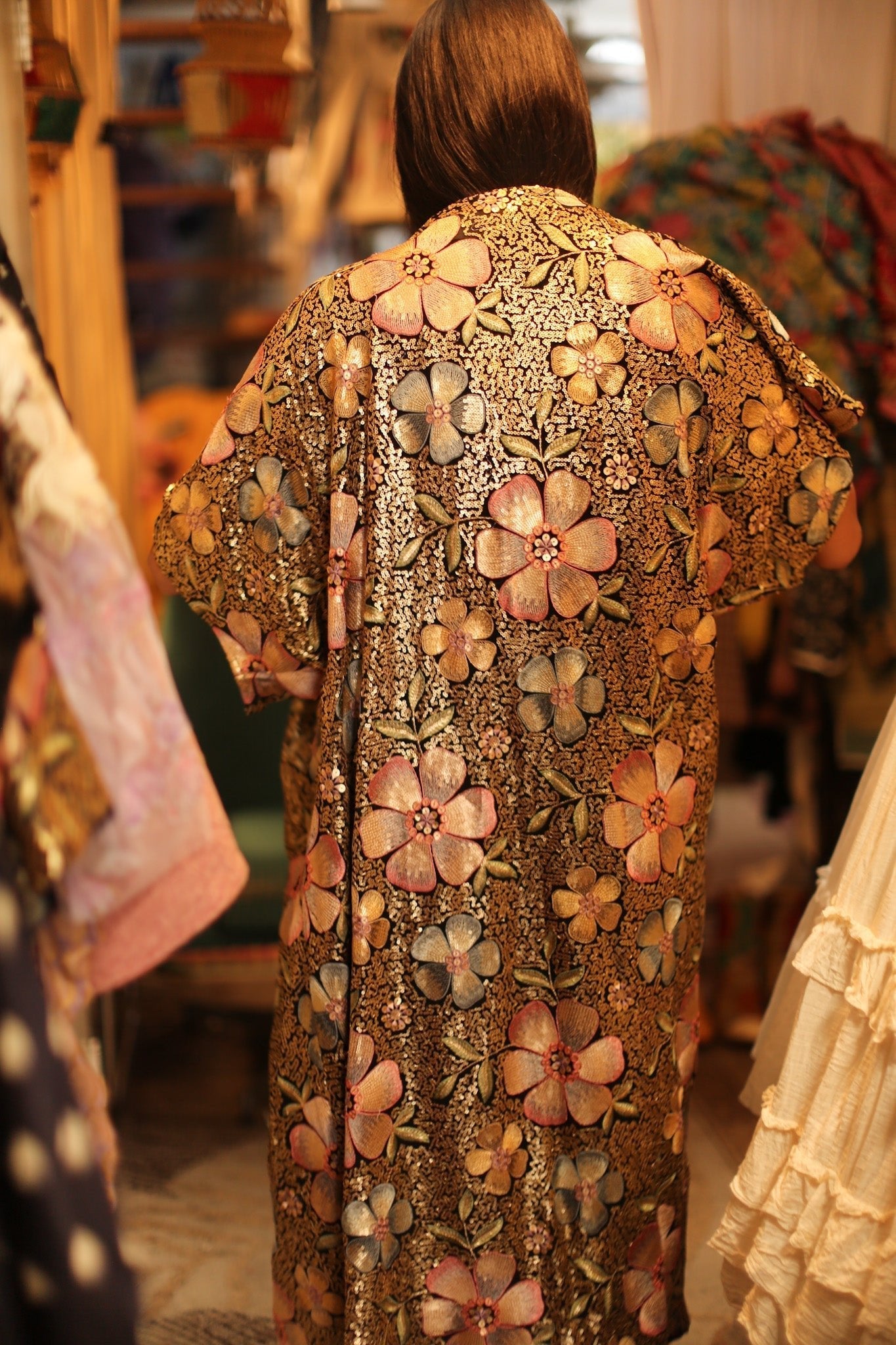 SILK EMBROIDERED KIMONO LONINA - BANGKOK TAILOR CLOTHING STORE - HANDMADE CLOTHING