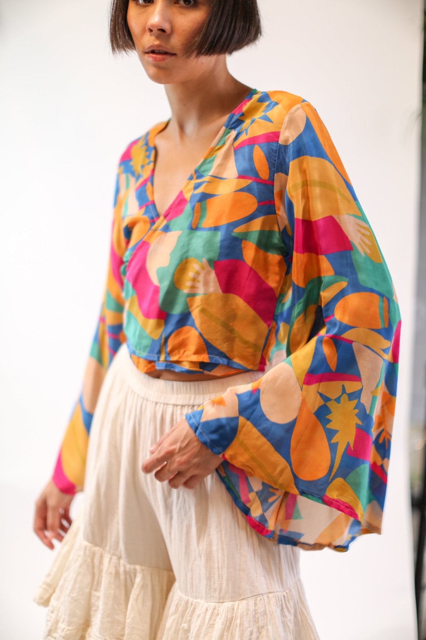 SILK HAND BLOCK PRINT WRAP TOP CELINA - BANGKOK TAILOR CLOTHING STORE - HANDMADE CLOTHING