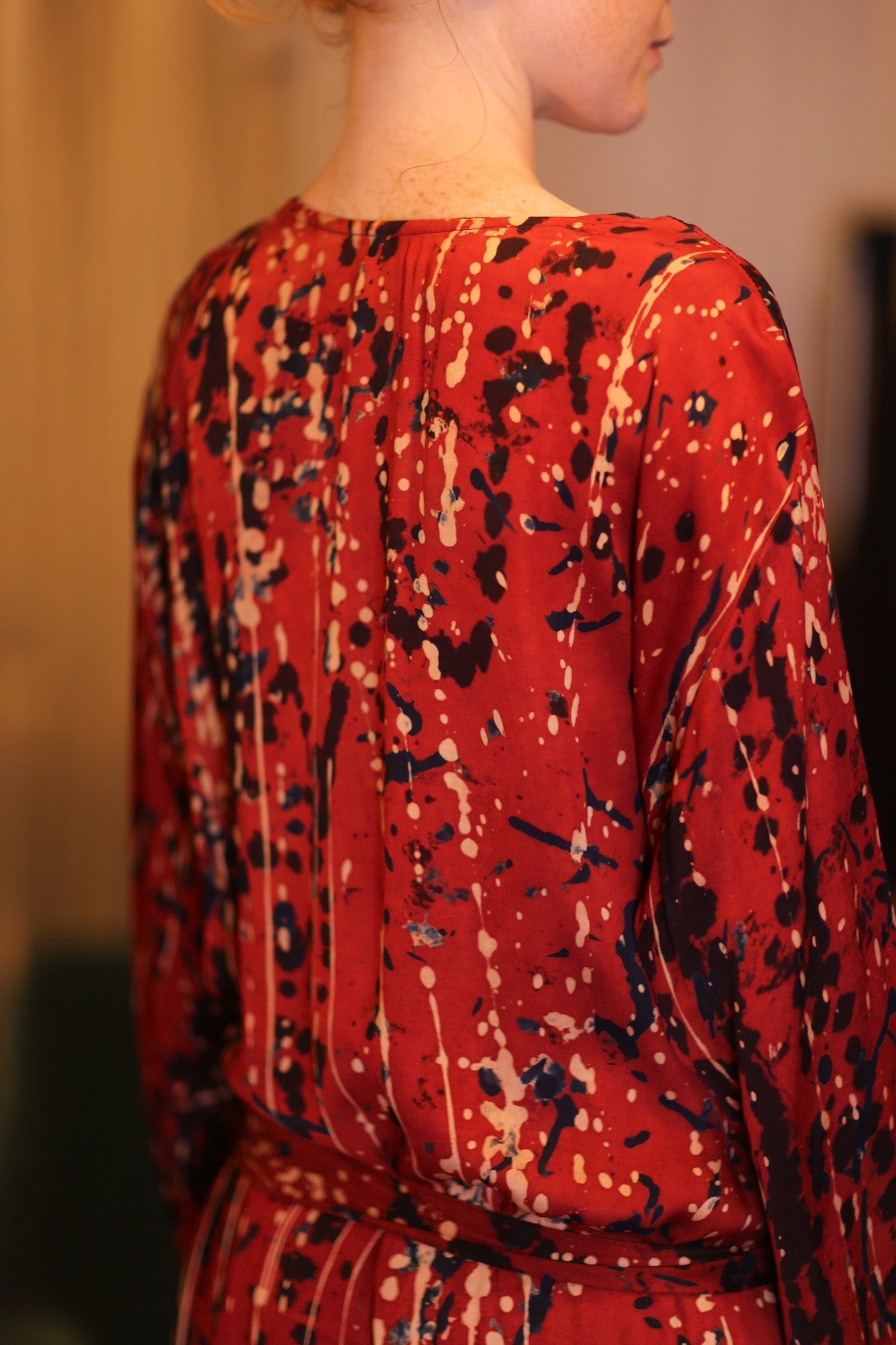 SILK KIMONO CONSTANCA DELLI WITH BELT - BANGKOK TAILOR CLOTHING STORE - HANDMADE CLOTHING