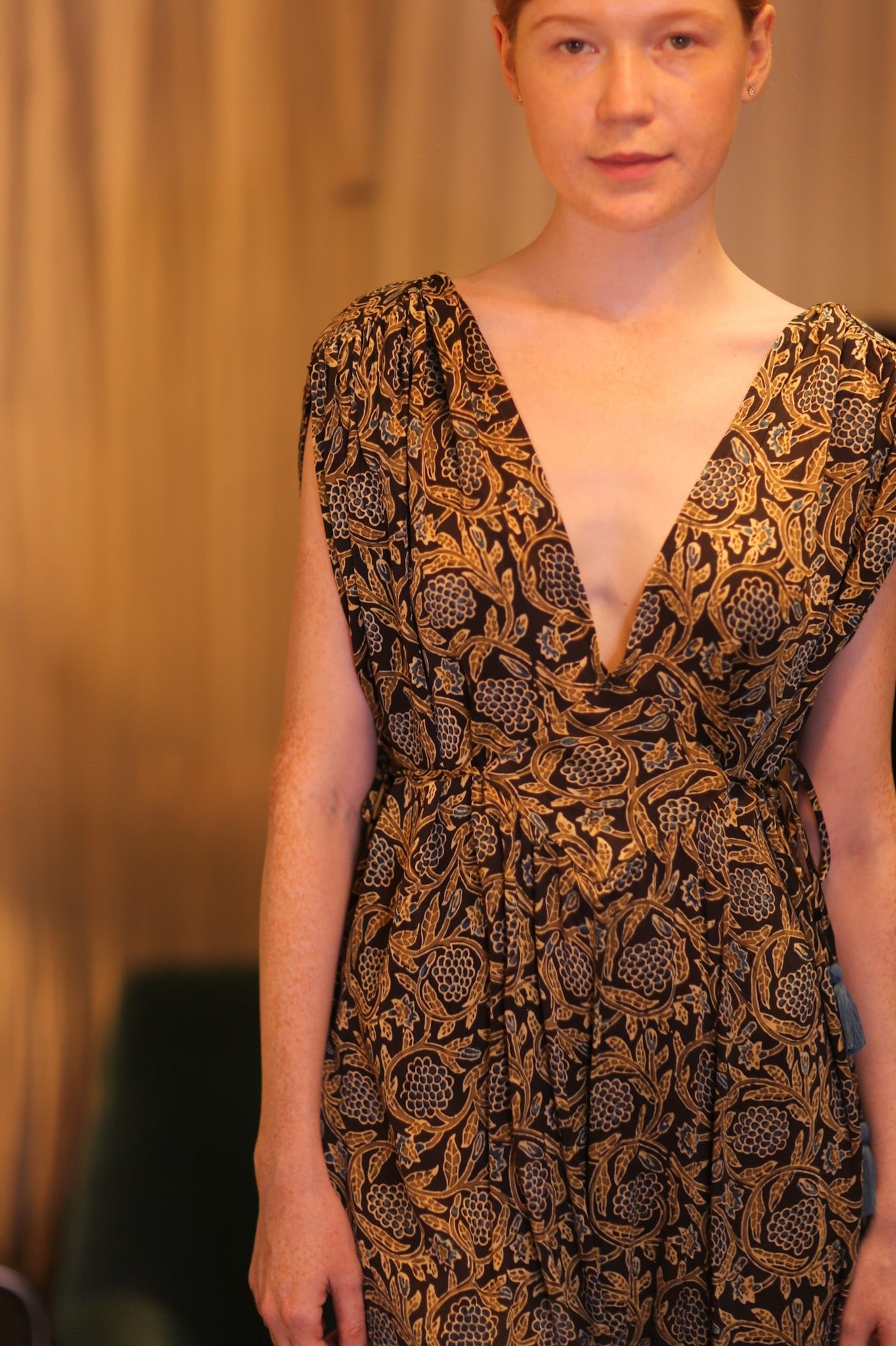 SILK VICTORIA DRESS PANSY - BANGKOK TAILOR CLOTHING STORE - HANDMADE CLOTHING