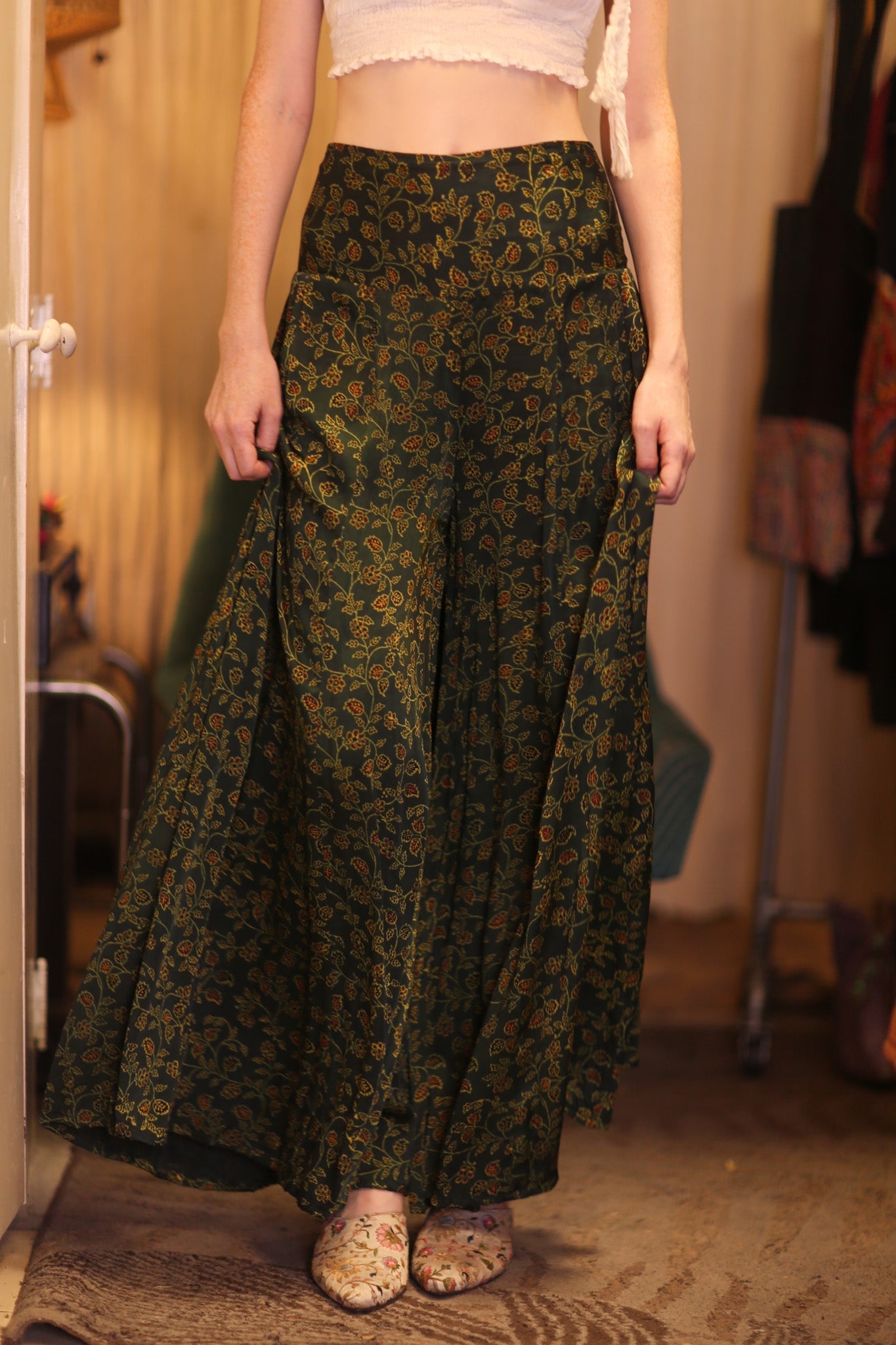 SIlK WIDE LEGS LONG PANTS RUBY FLAMBOYANT - BANGKOK TAILOR CLOTHING STORE - HANDMADE CLOTHING